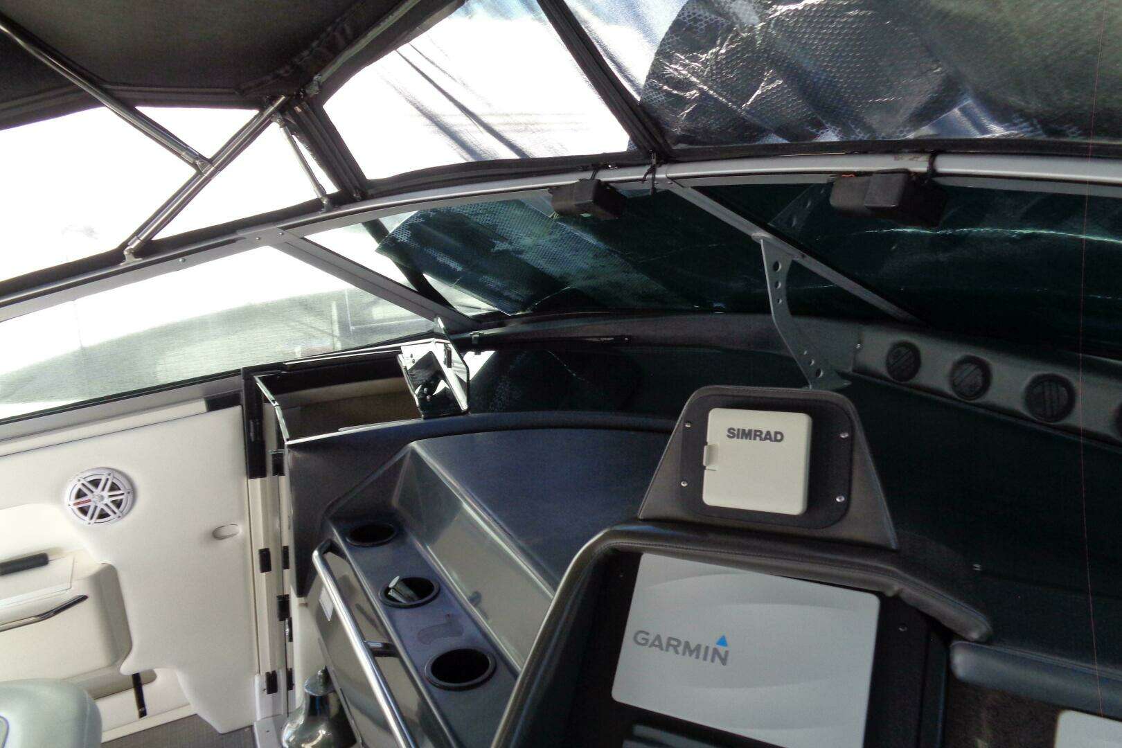 1991 Sea Ray 480 Sundancer - Image 29