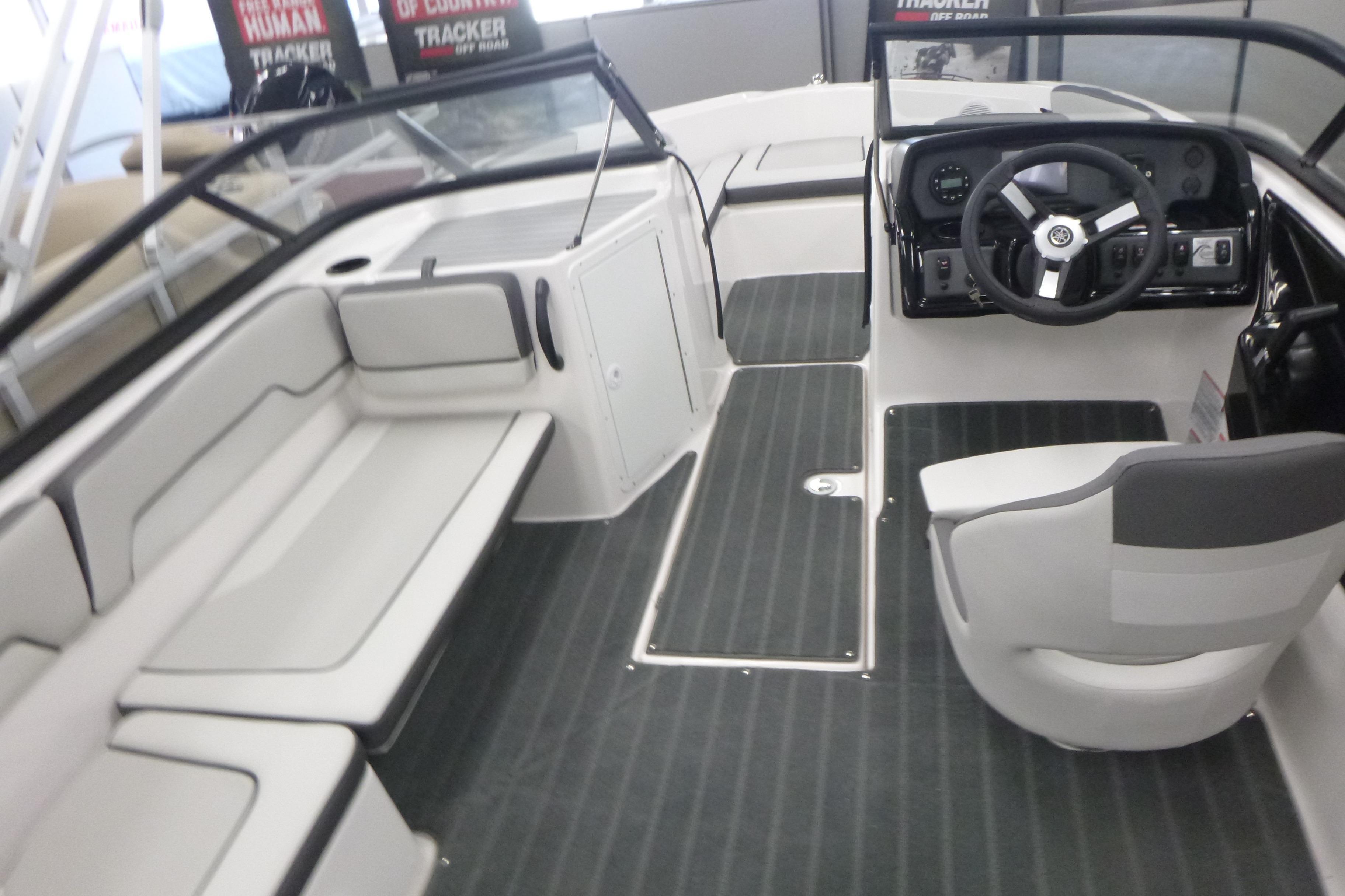 2026 Yamaha Boats AR190 interior with sleek seating and modern dashboard design.