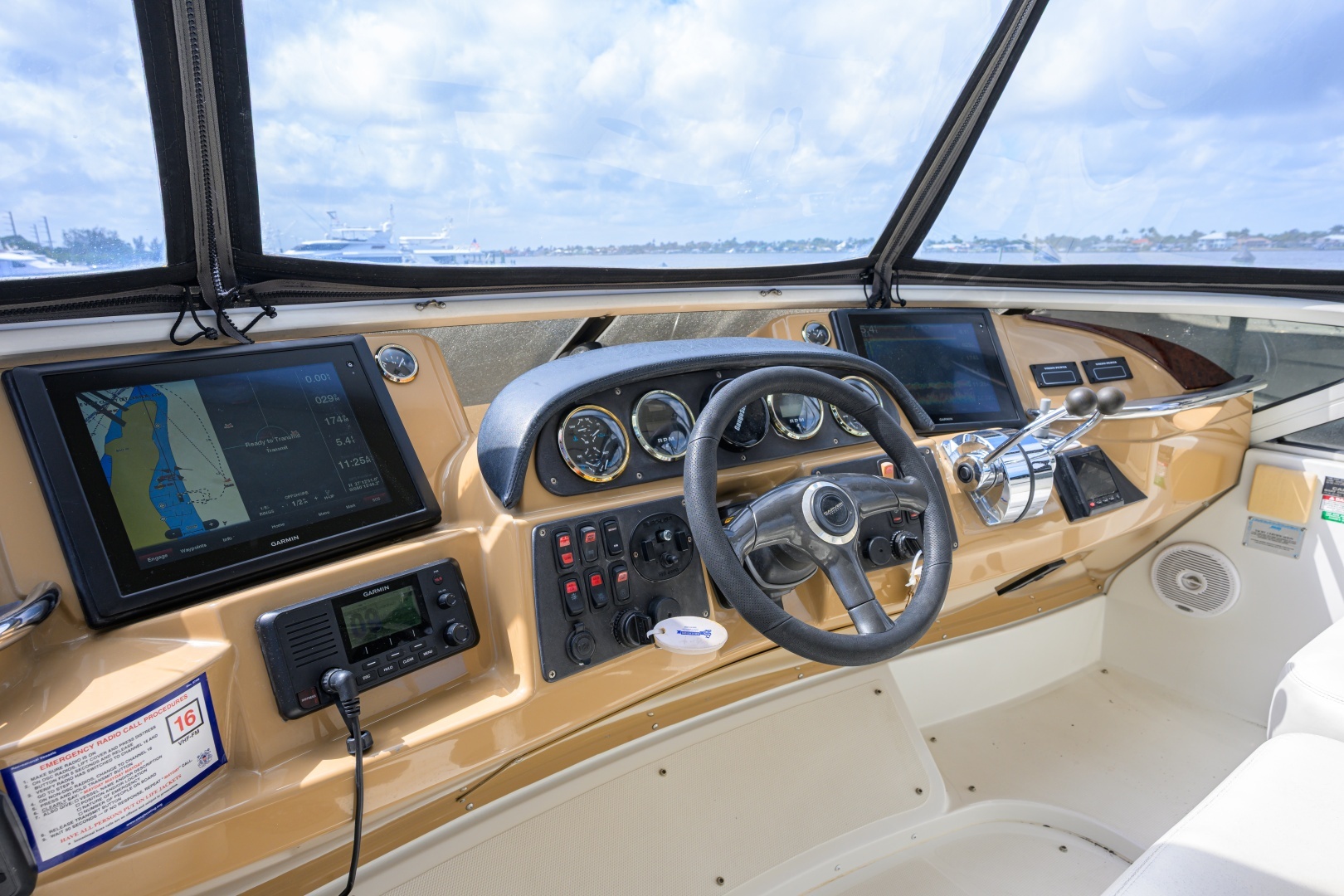2003 Carver 444 - Image 31