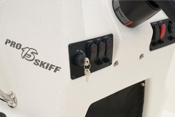2026 Mako Pro Skiff 15 CC - 26
