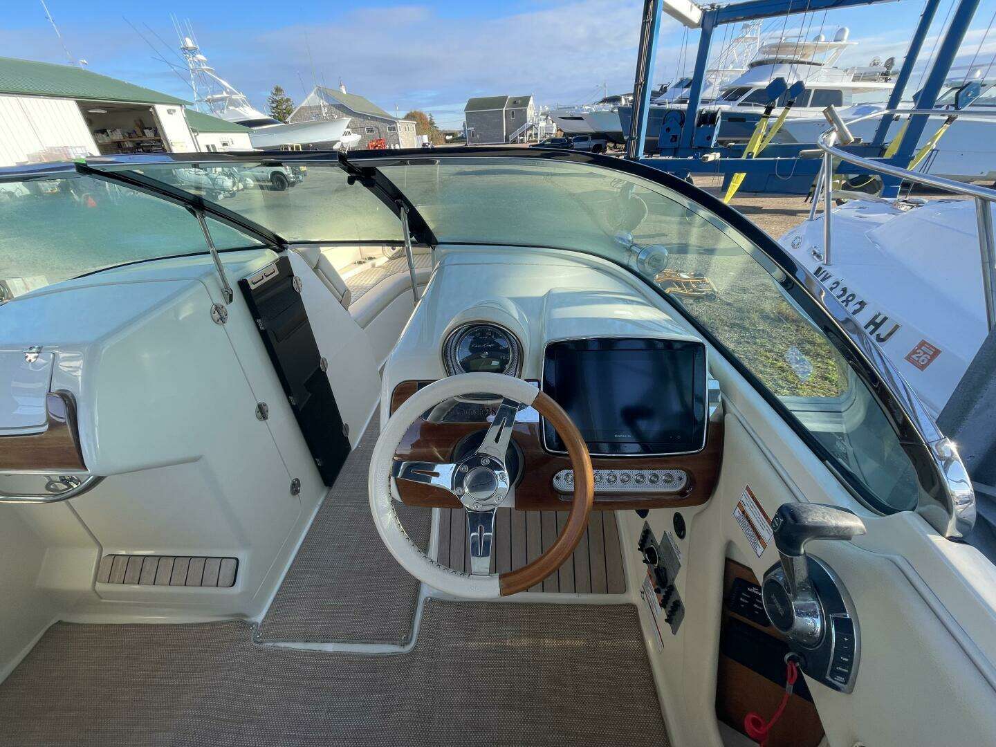 2020 Chris-Craft Launch 28 GT - Image 13