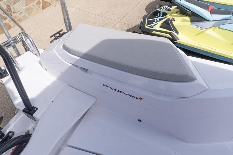 2025 Axopar 29 XC Cross Cabin boat with sleek design and comfortable seating.