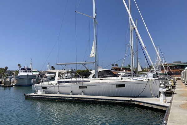 2018 Beneteau Oceanis 48