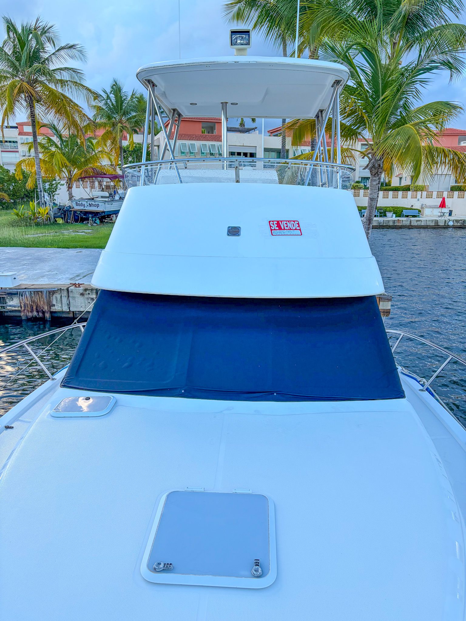 2002 Wellcraft 350 Coastal - 11