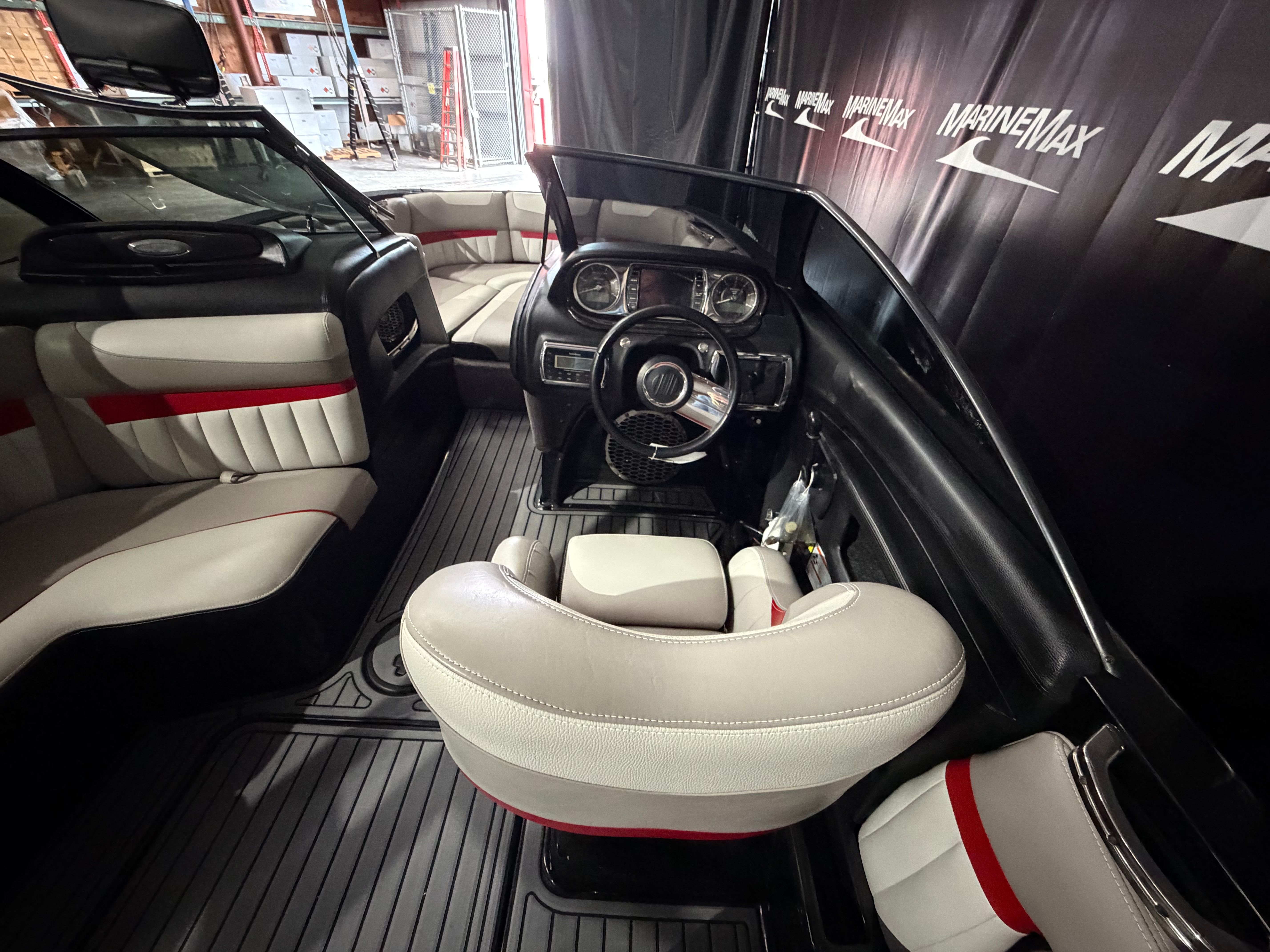 2014 Malibu Wakesetter 24 MXZ - 32