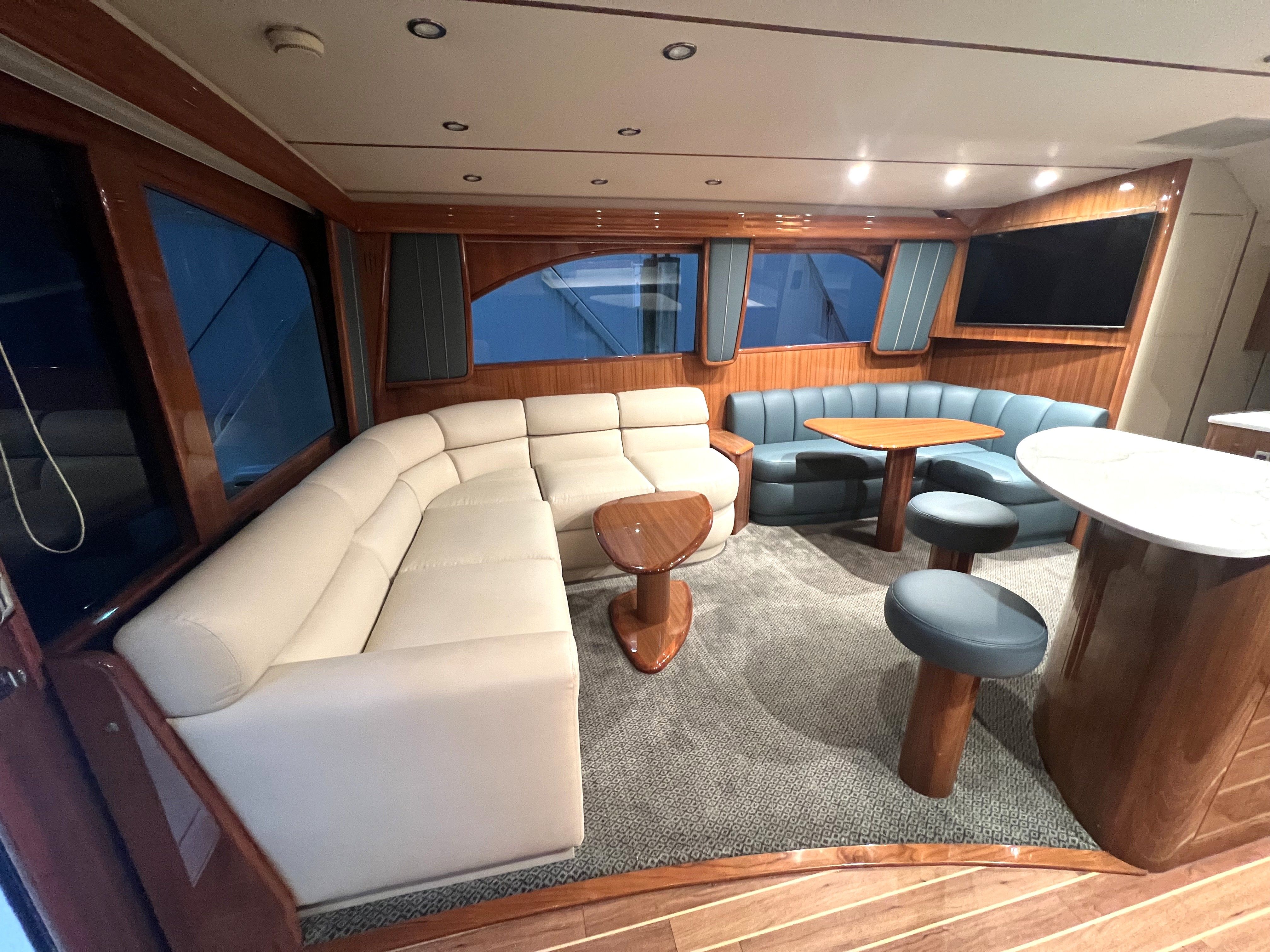 2011 Viking 50 Convertible - 21