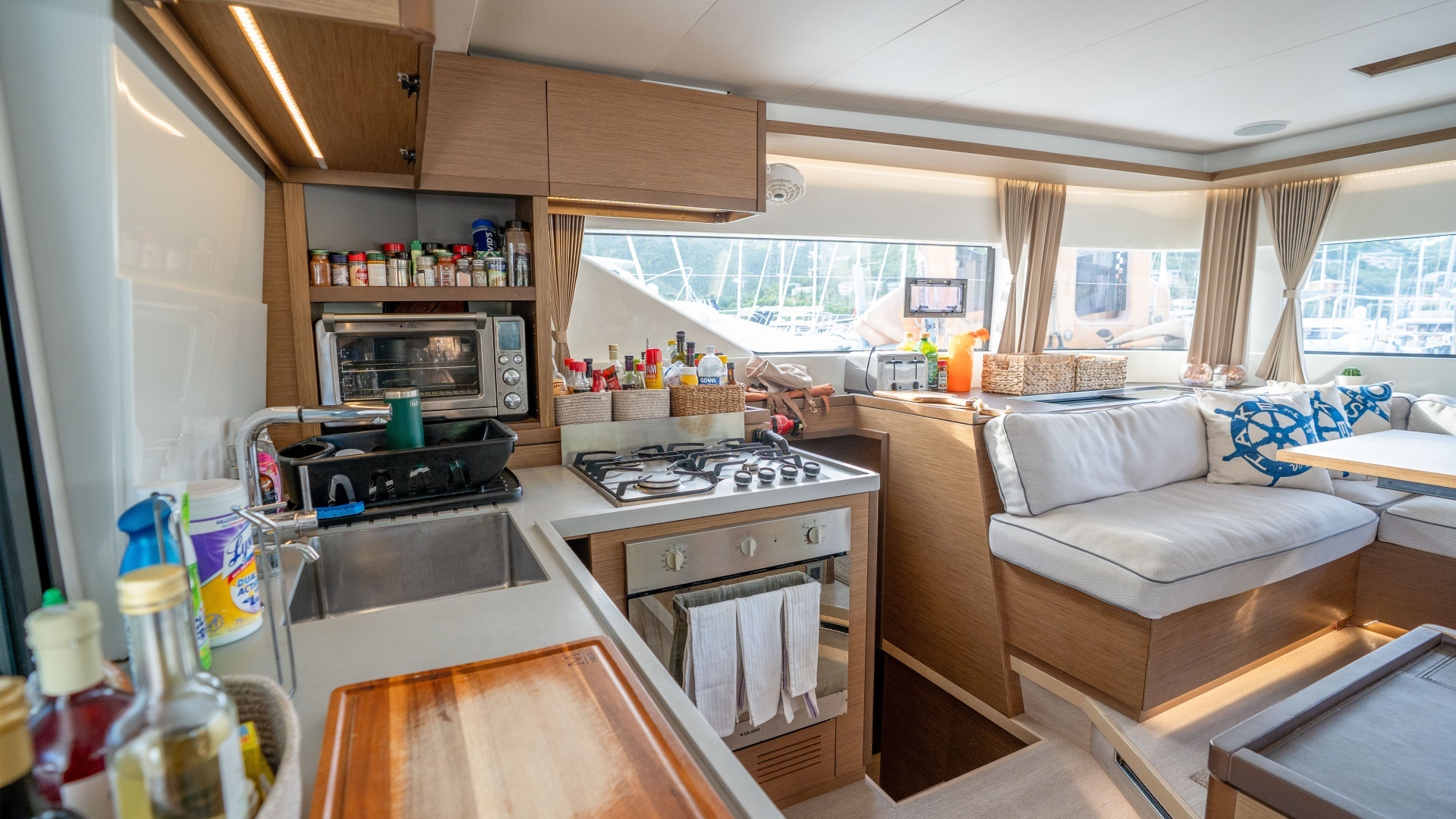 2019 Lagoon 50 - Image 13