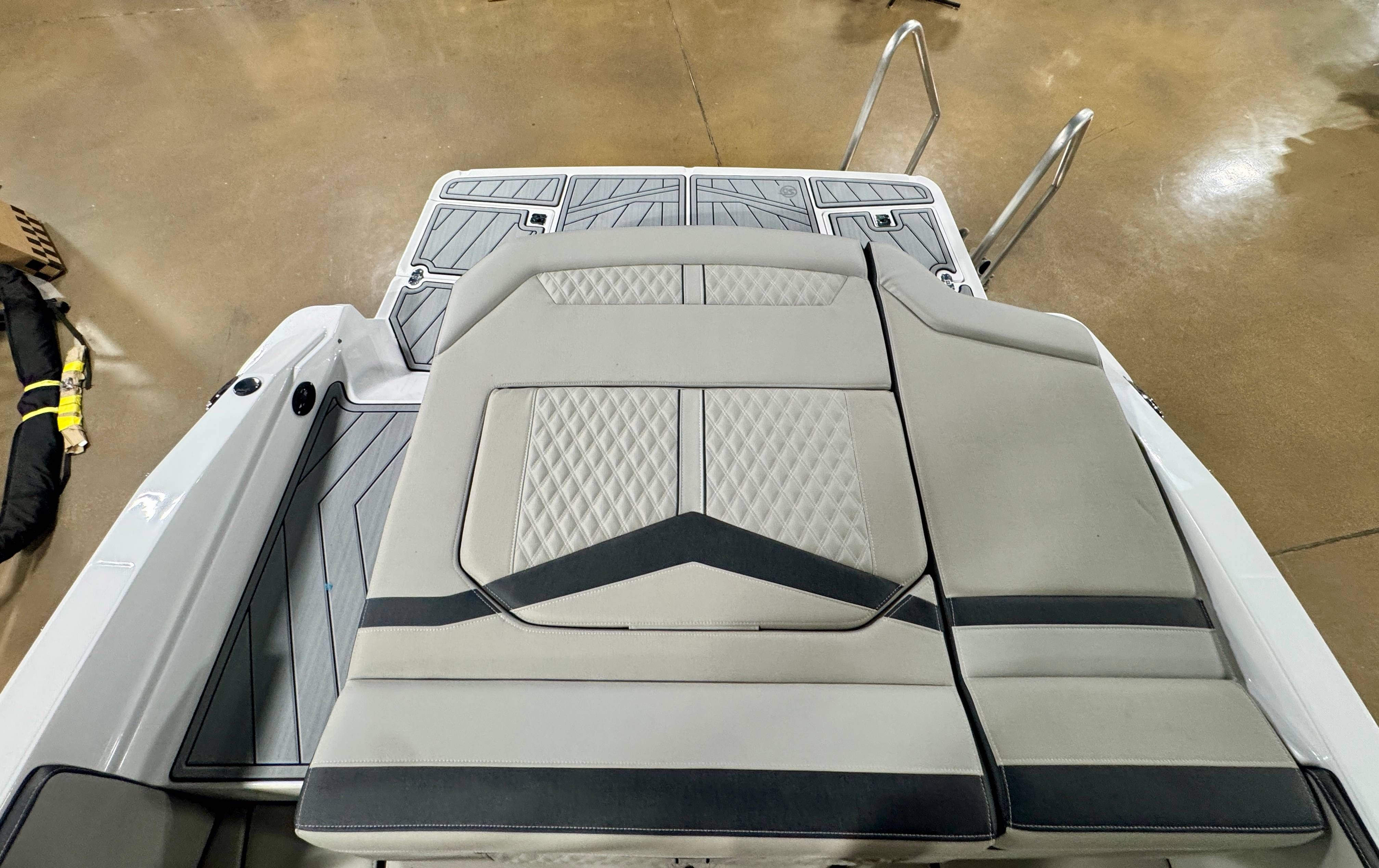 2025 Monterey 238SS Super Sport - 20