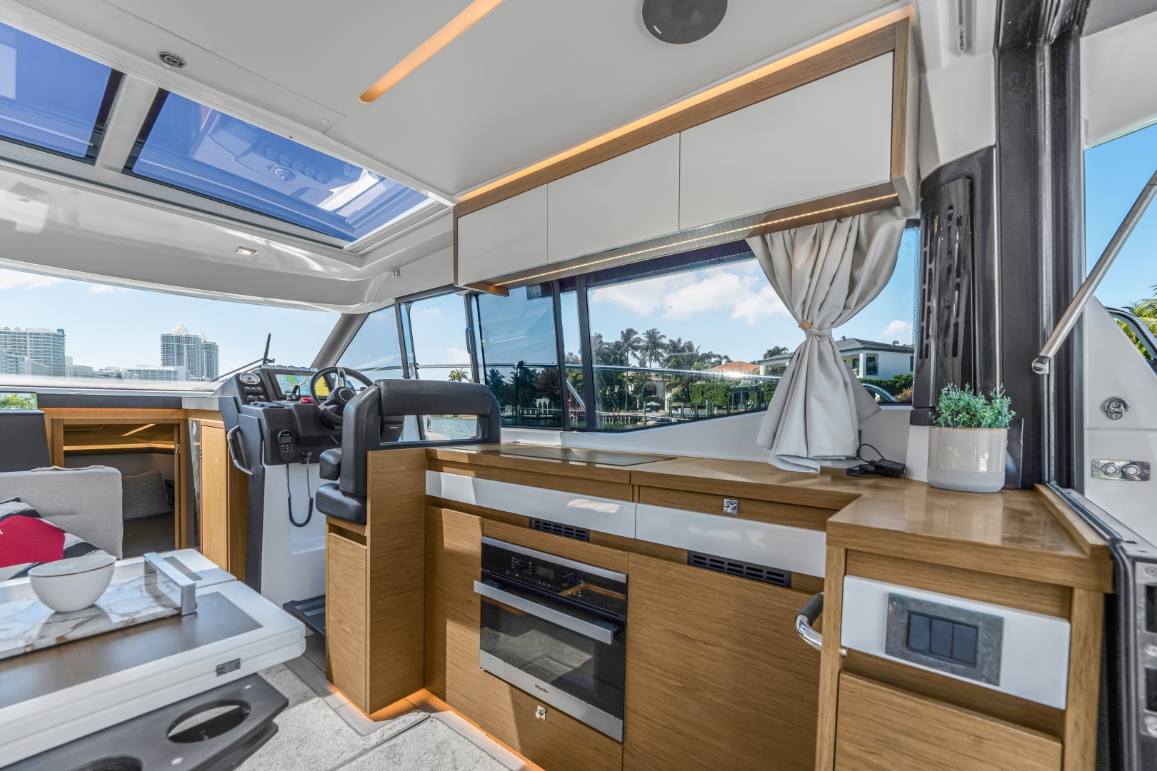 2020 Jeanneau NC 37 - Image 22