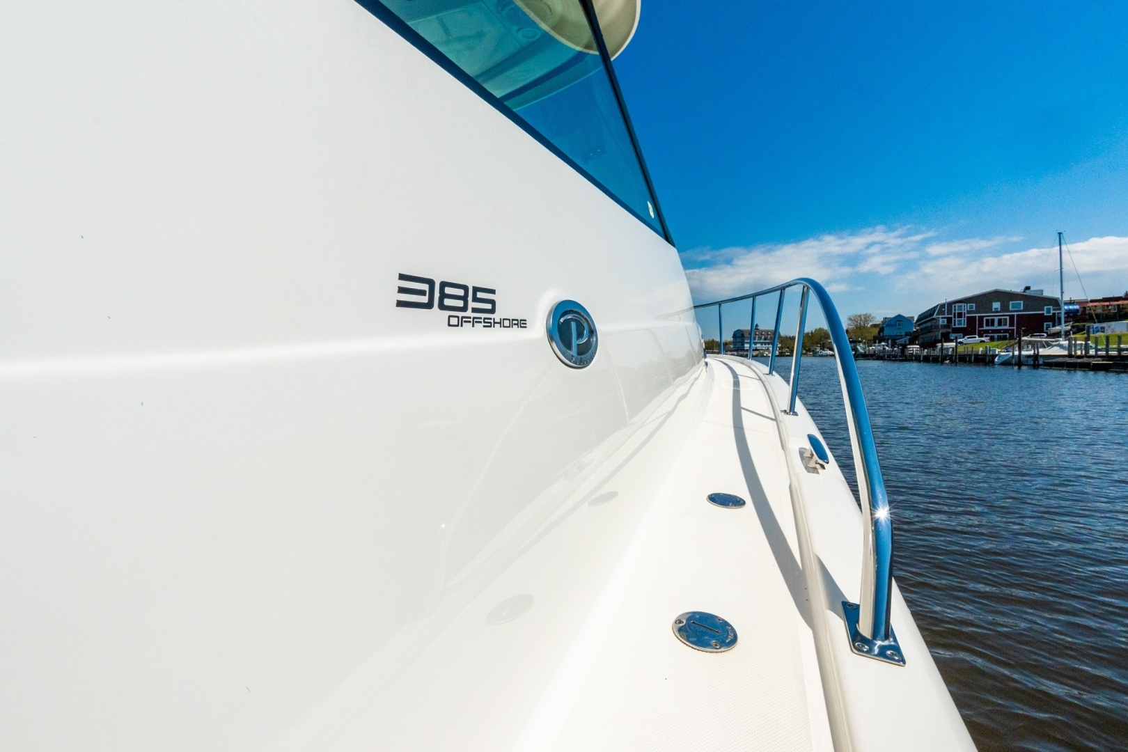 2016 Pursuit OS 385 Offshore - Image 32