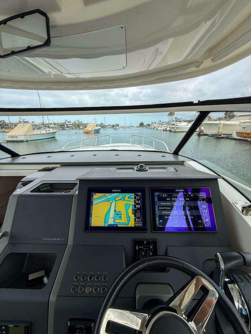 2022 Nimbus T11 - Image 13