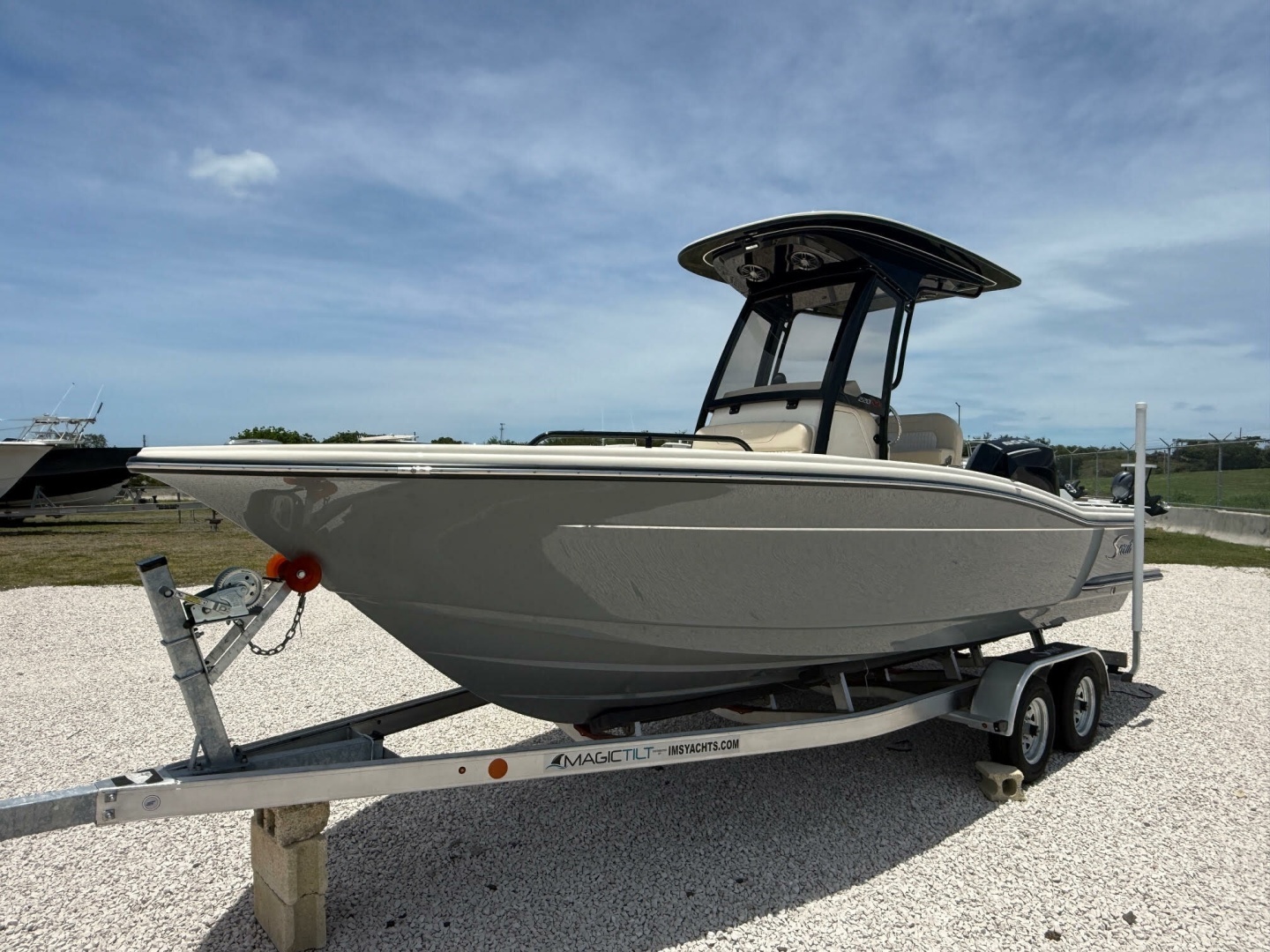 2016 Scout 220 XSF - Image 3