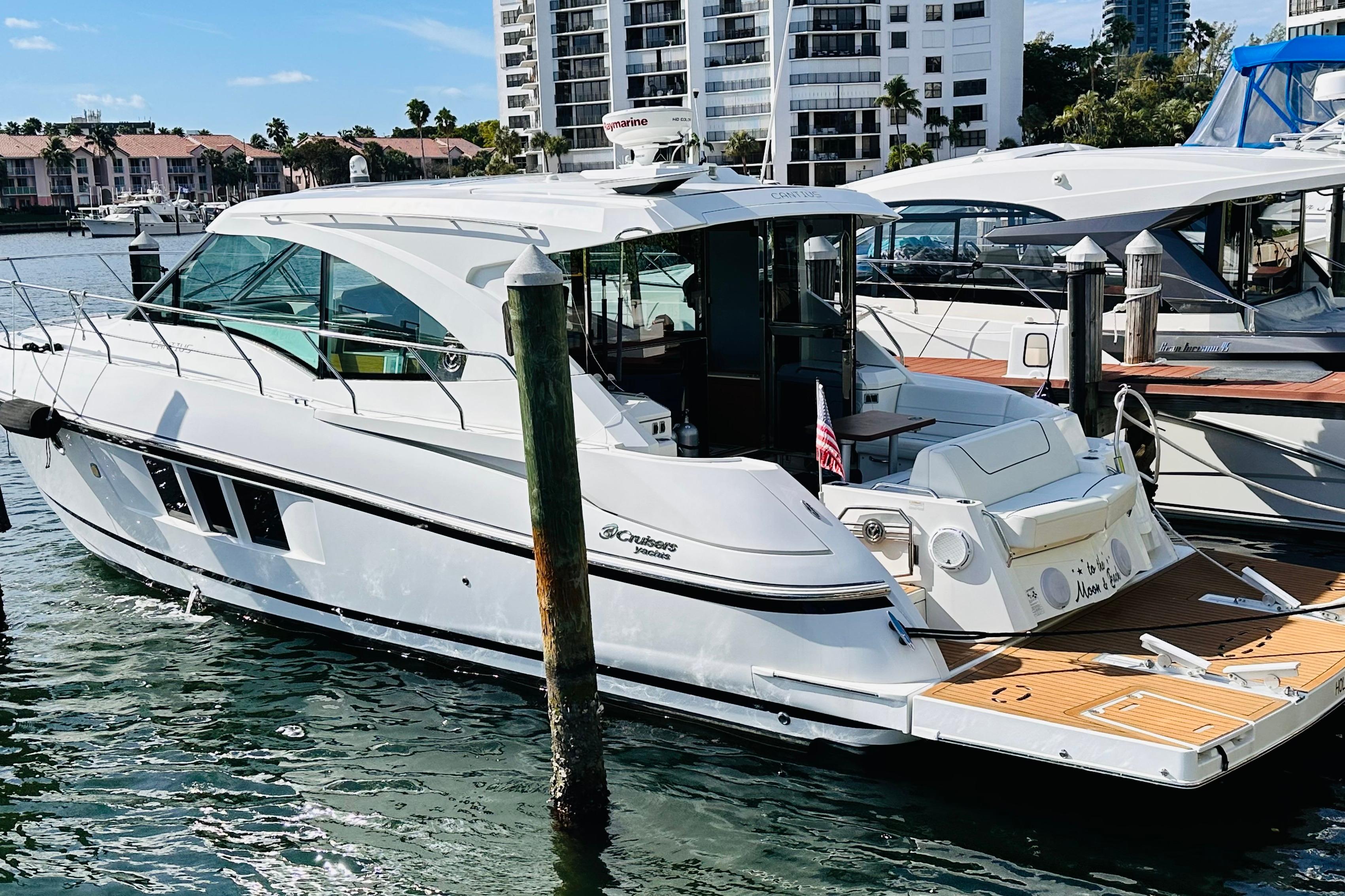 2014 Cruisers 45 Cantius