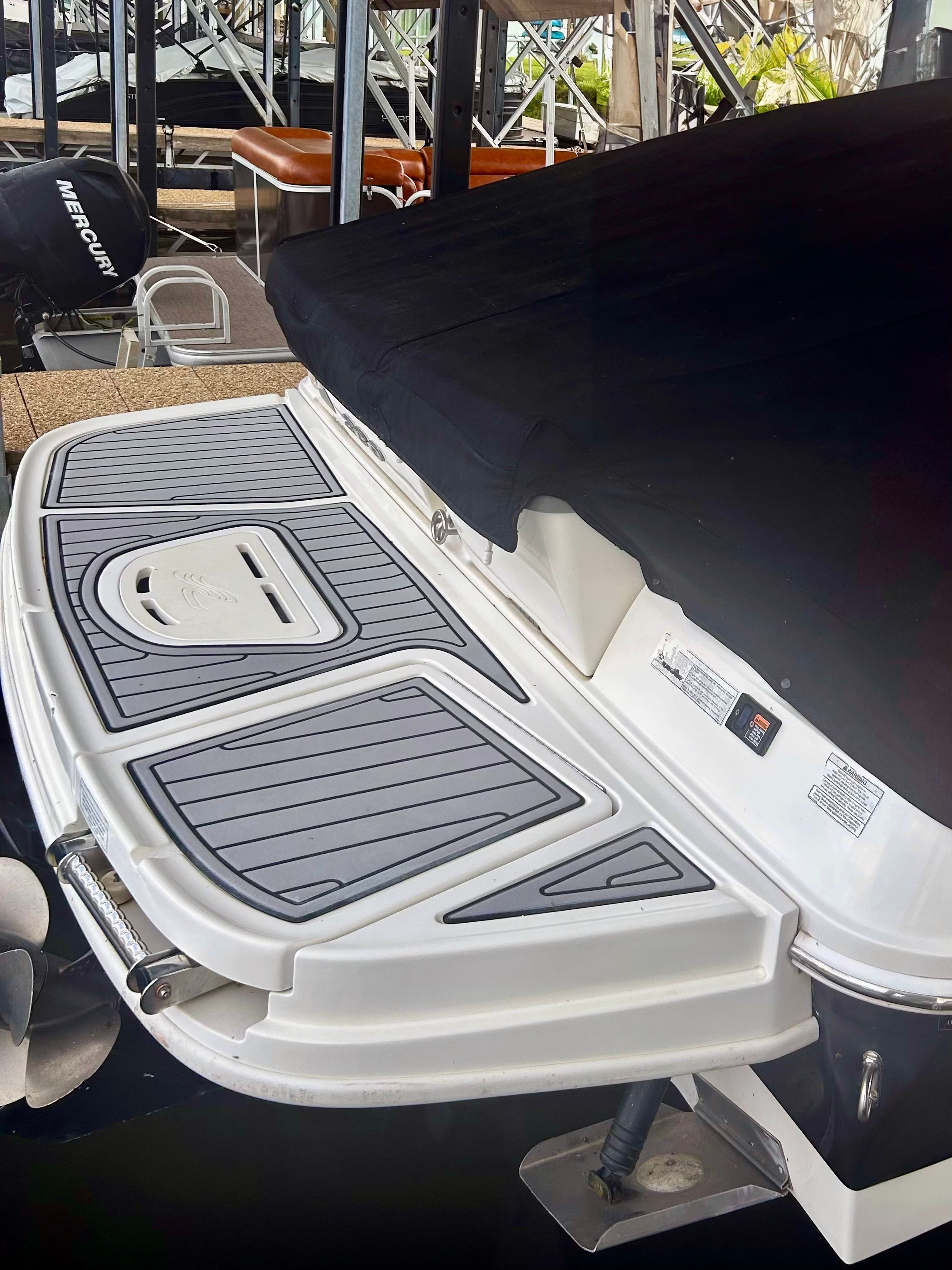 2011 Sea Ray 280 Sundeck - 6