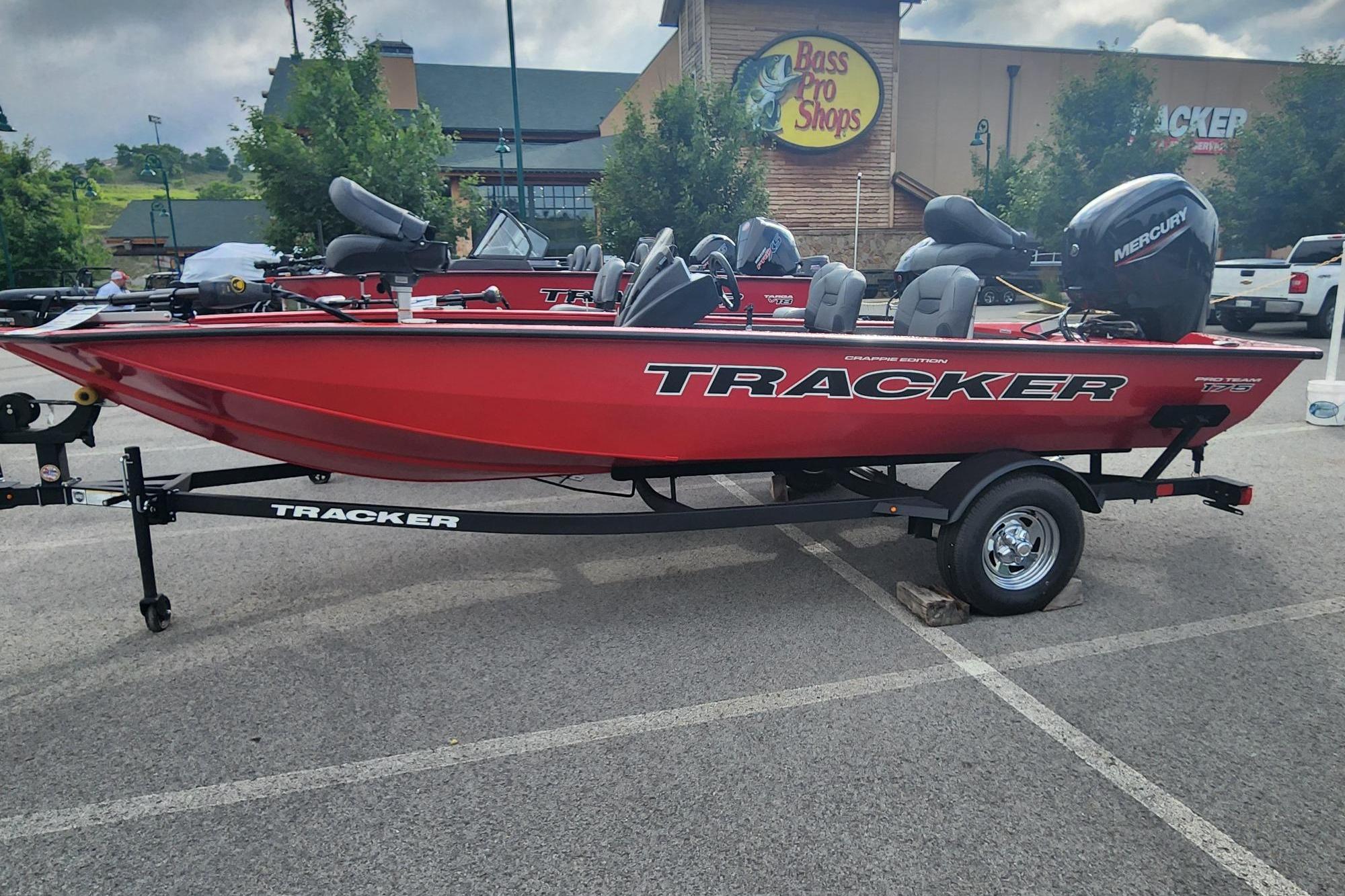 2026 Tracker Pro Team 175 Crappie Edition