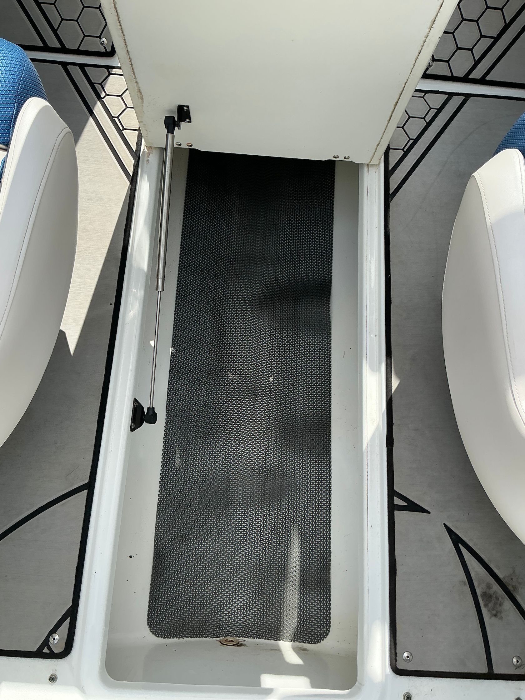 Interior of 2021 Scarab 215 ID boat.