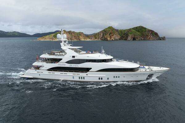 2011 Benetti Benetti Vision 145