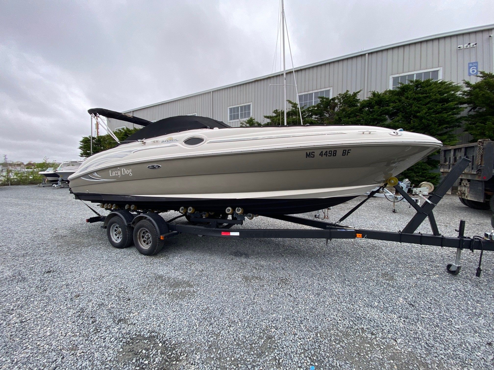 2006 Sea Ray 240 Sundeck