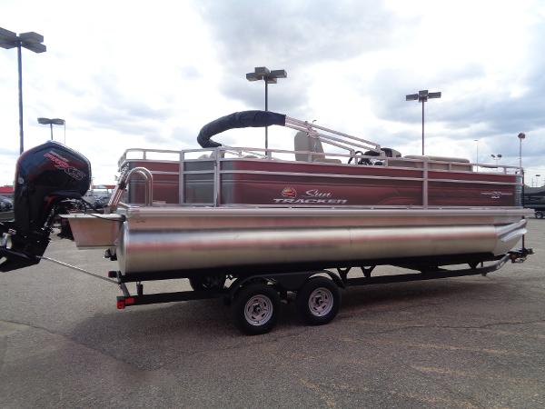 2025 Sun Tracker Fishin' Barge 22 DLX - 73