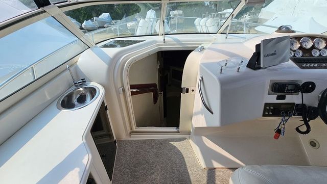 1997 Donzi 3250 LXC - 13