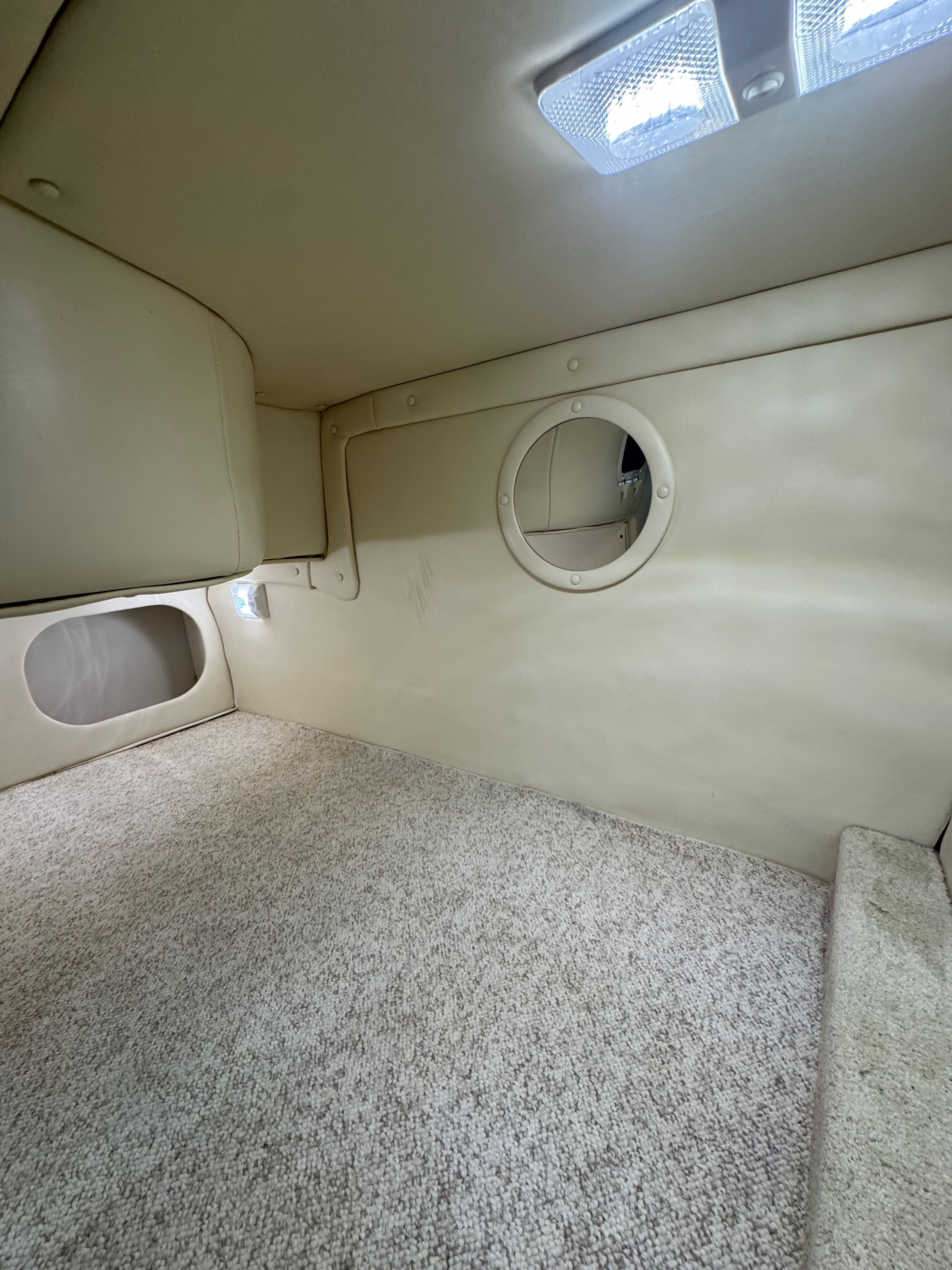 2000 Rinker Fiesta Vee 270 - 9