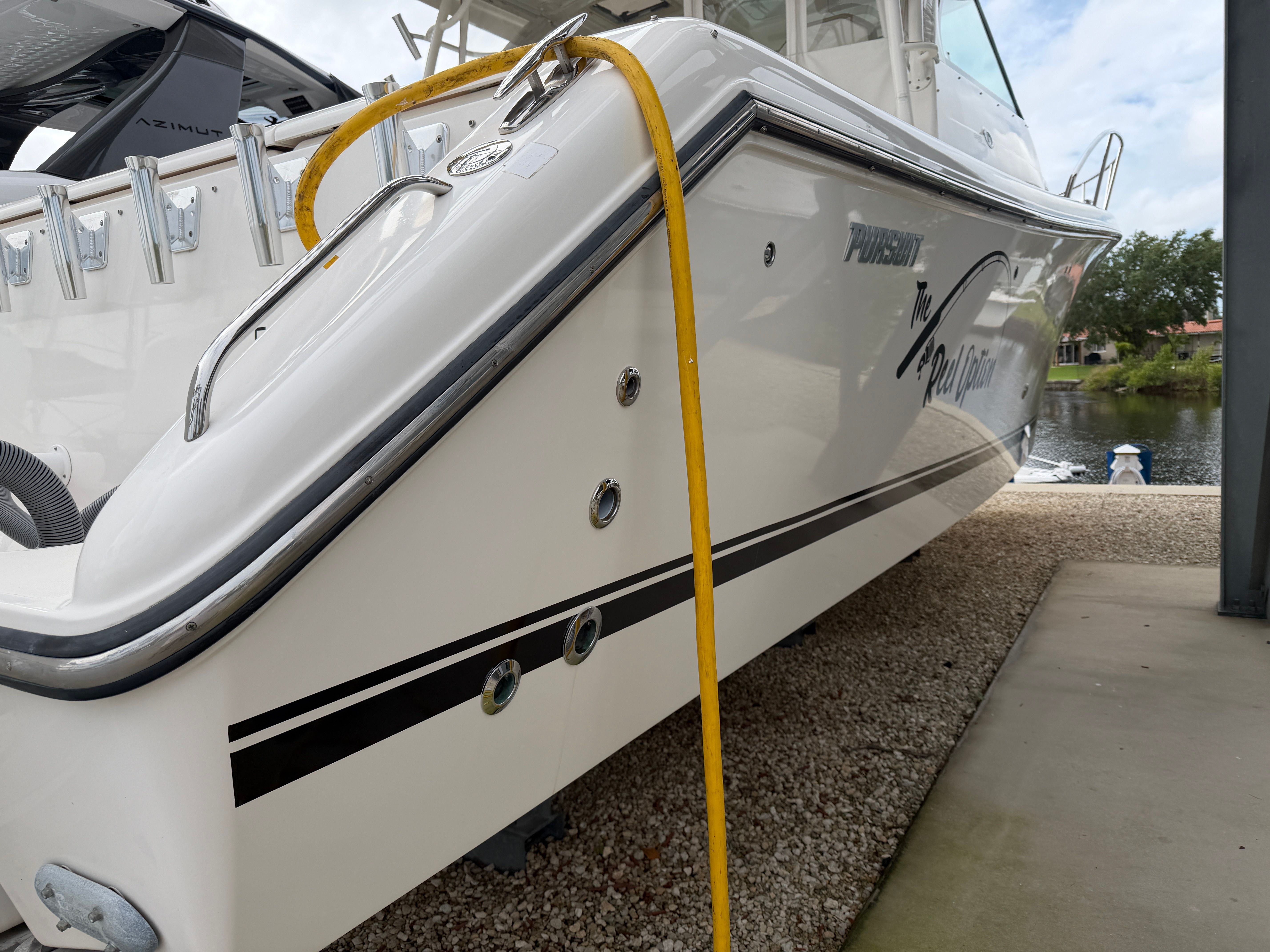2017 Pursuit OS 385 Offshore - 2