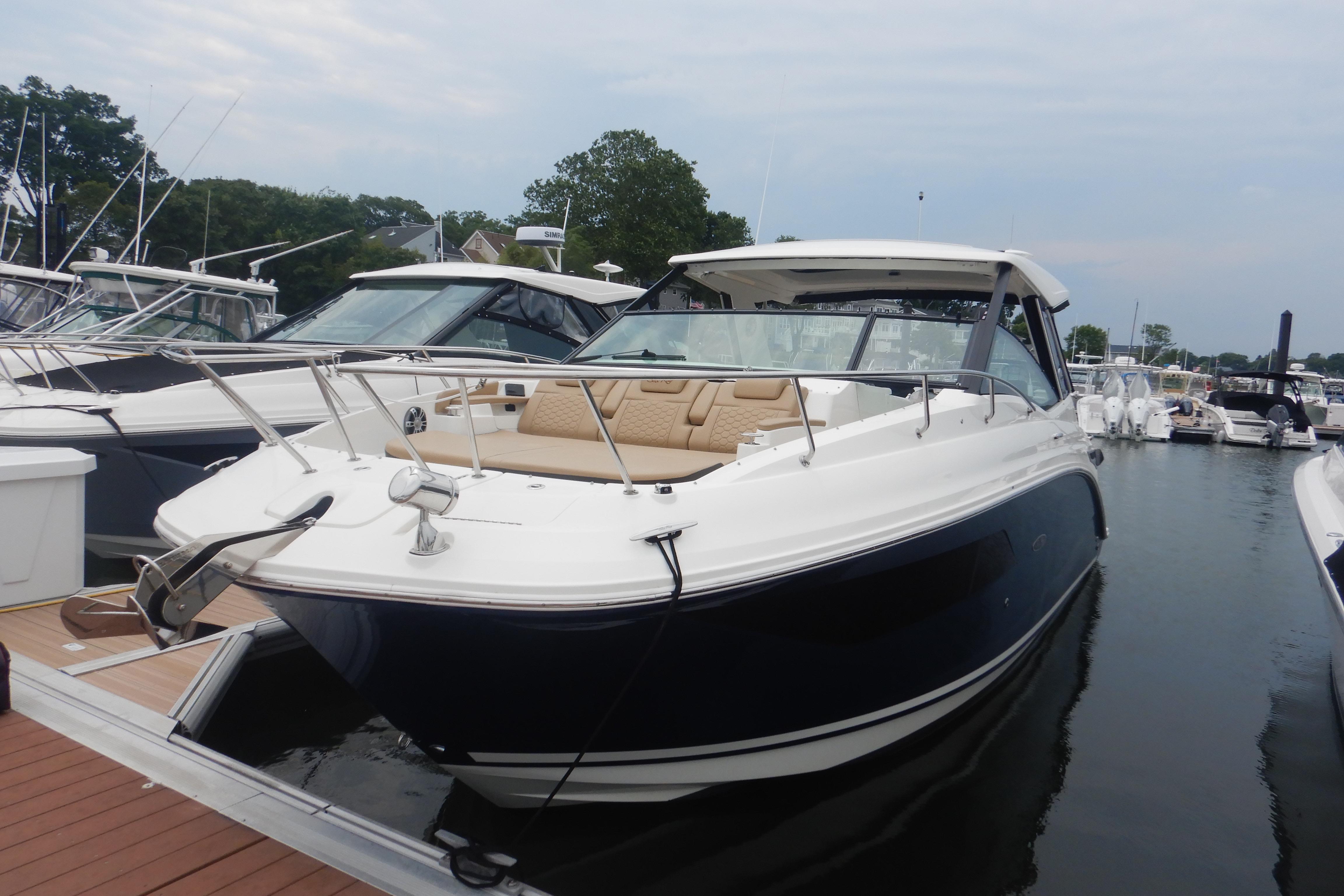 2023 Sea Ray Sundancer 320