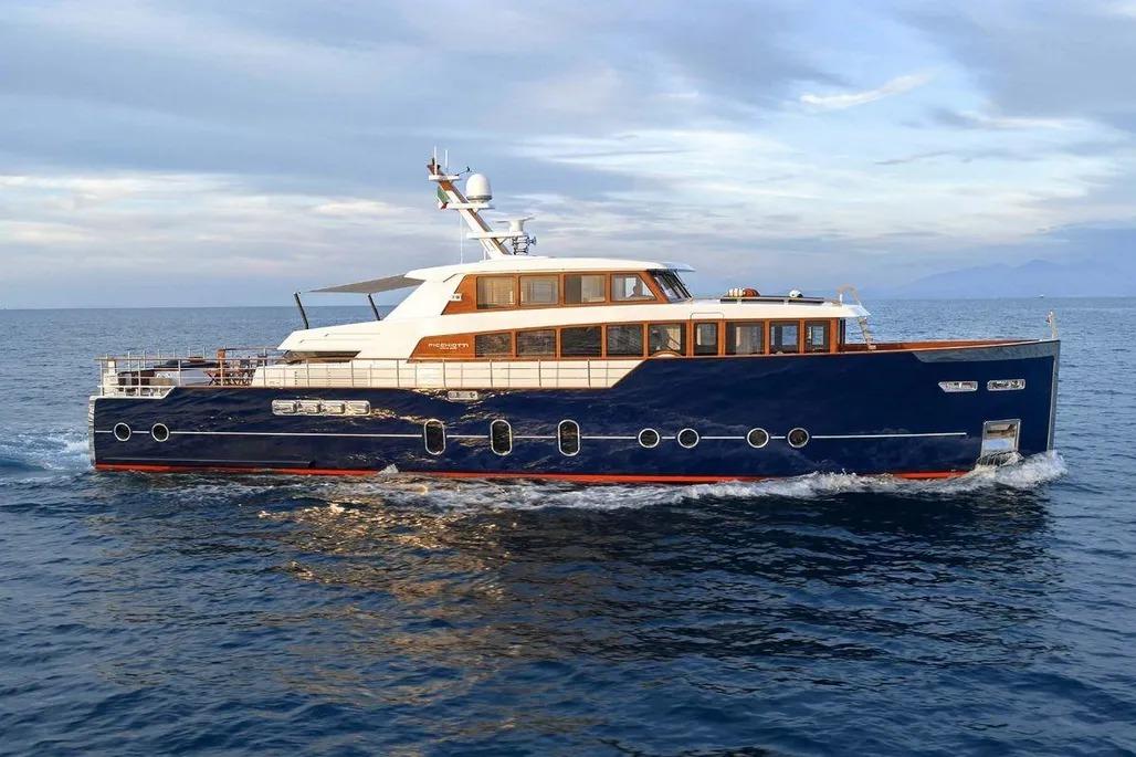 2025 Picchiotti GENTLEMAN 24