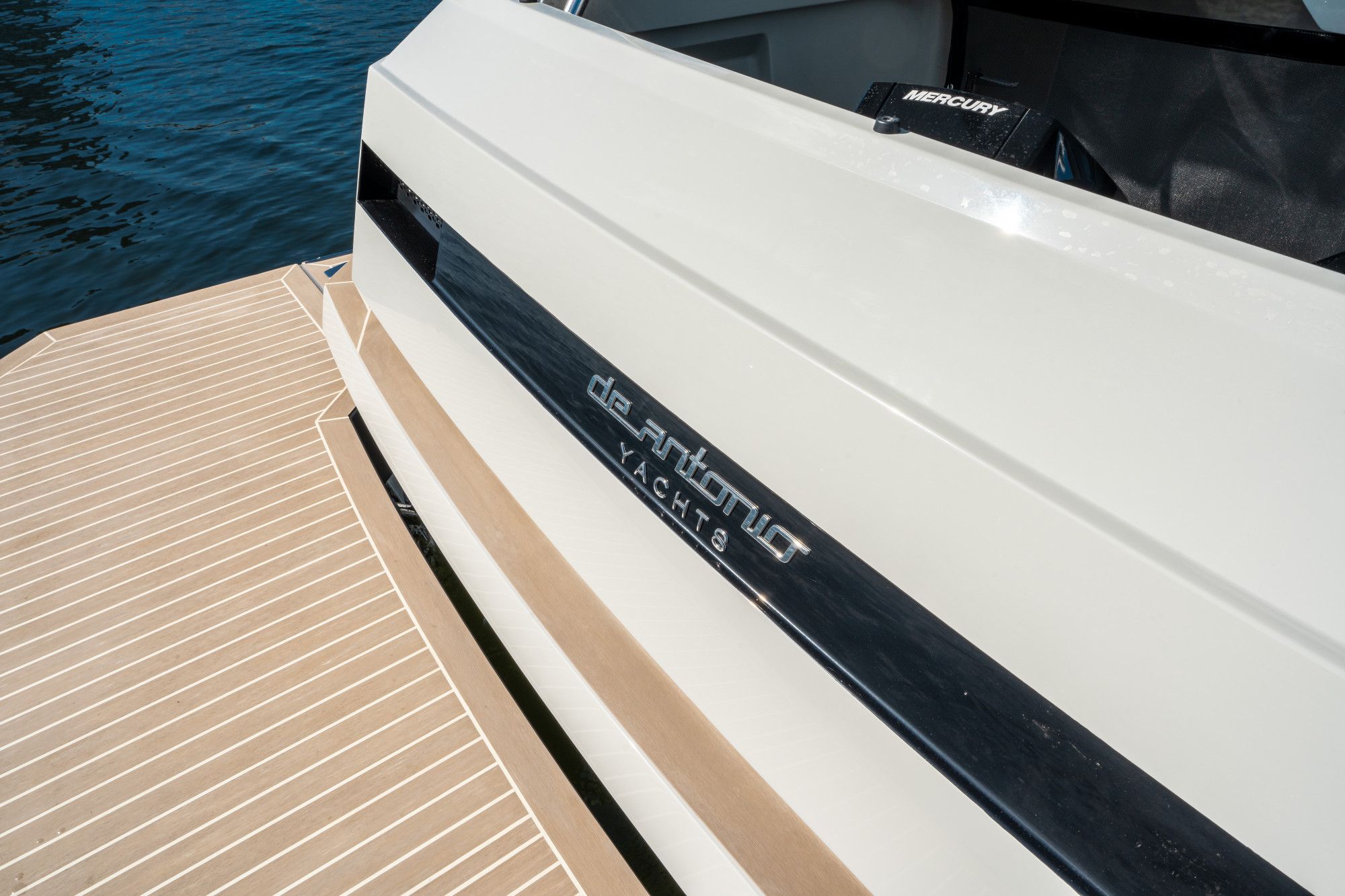 2025 De Antonio Yachts D36 OPEN - 13