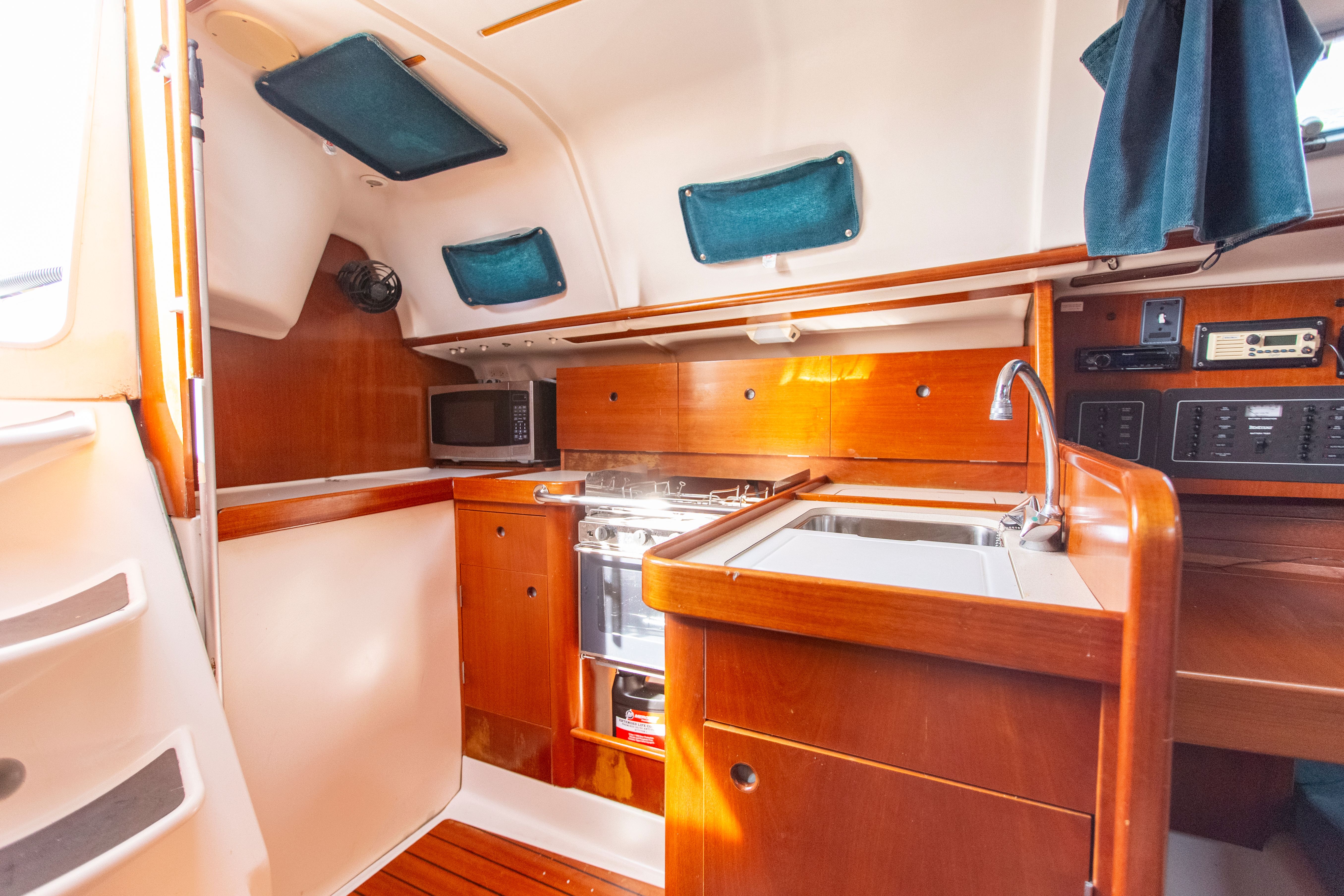 1995 Beneteau Oceanis 321 - 53