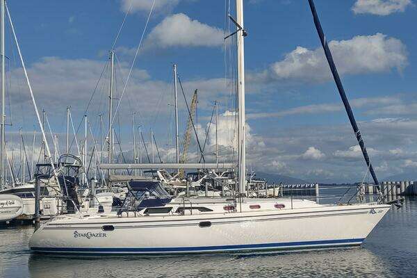 2005 Catalina 42 MKII
