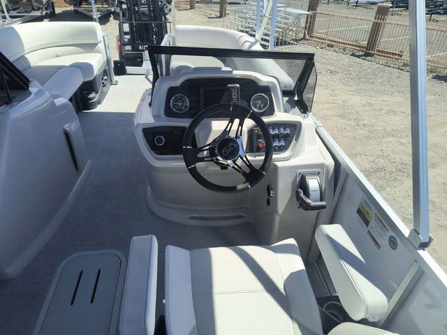 2026 Avalon LSZ Elite Windshield 23 FT - 6