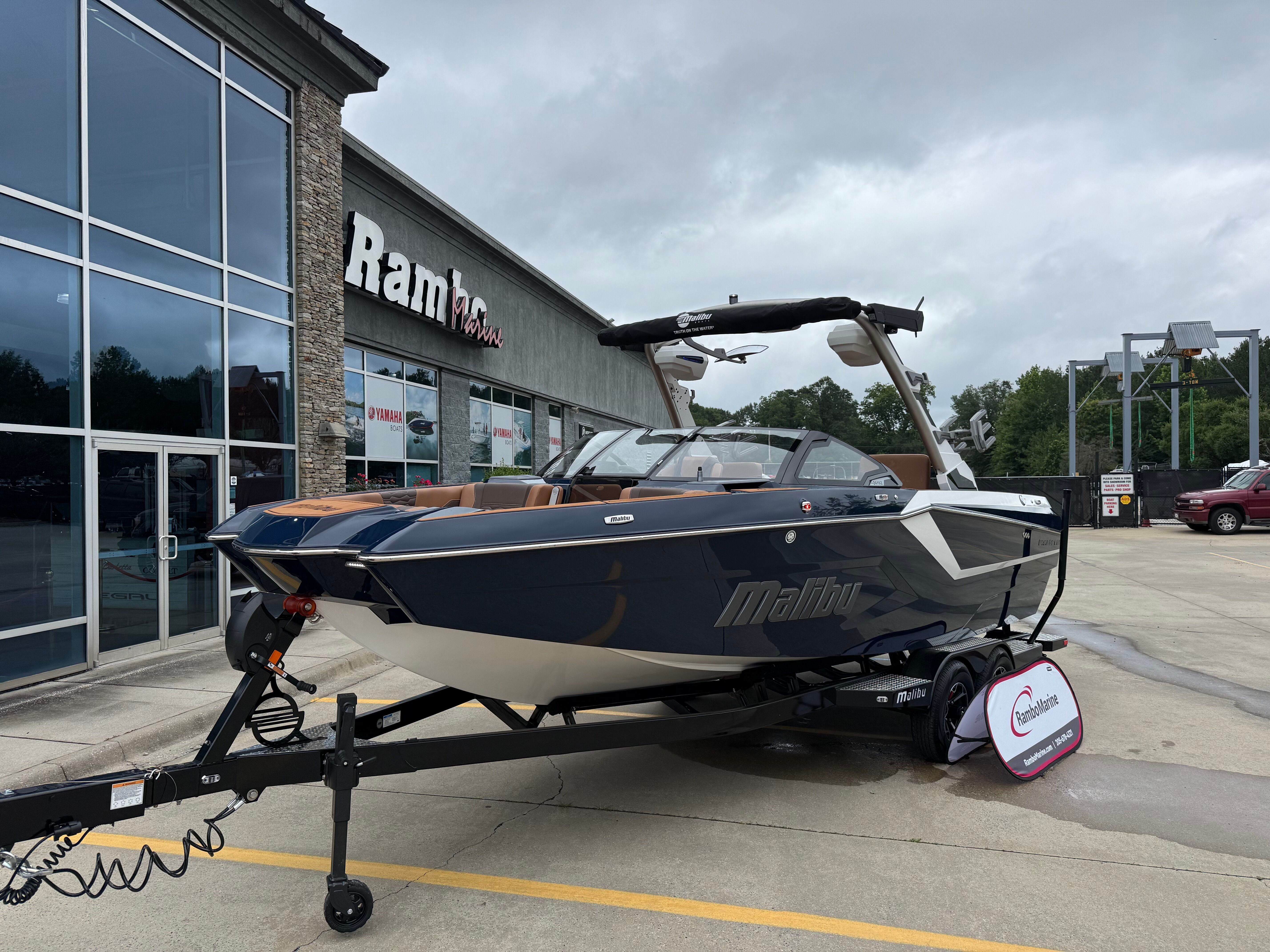 2026 MALIBU 24 MXZ - Image 2
