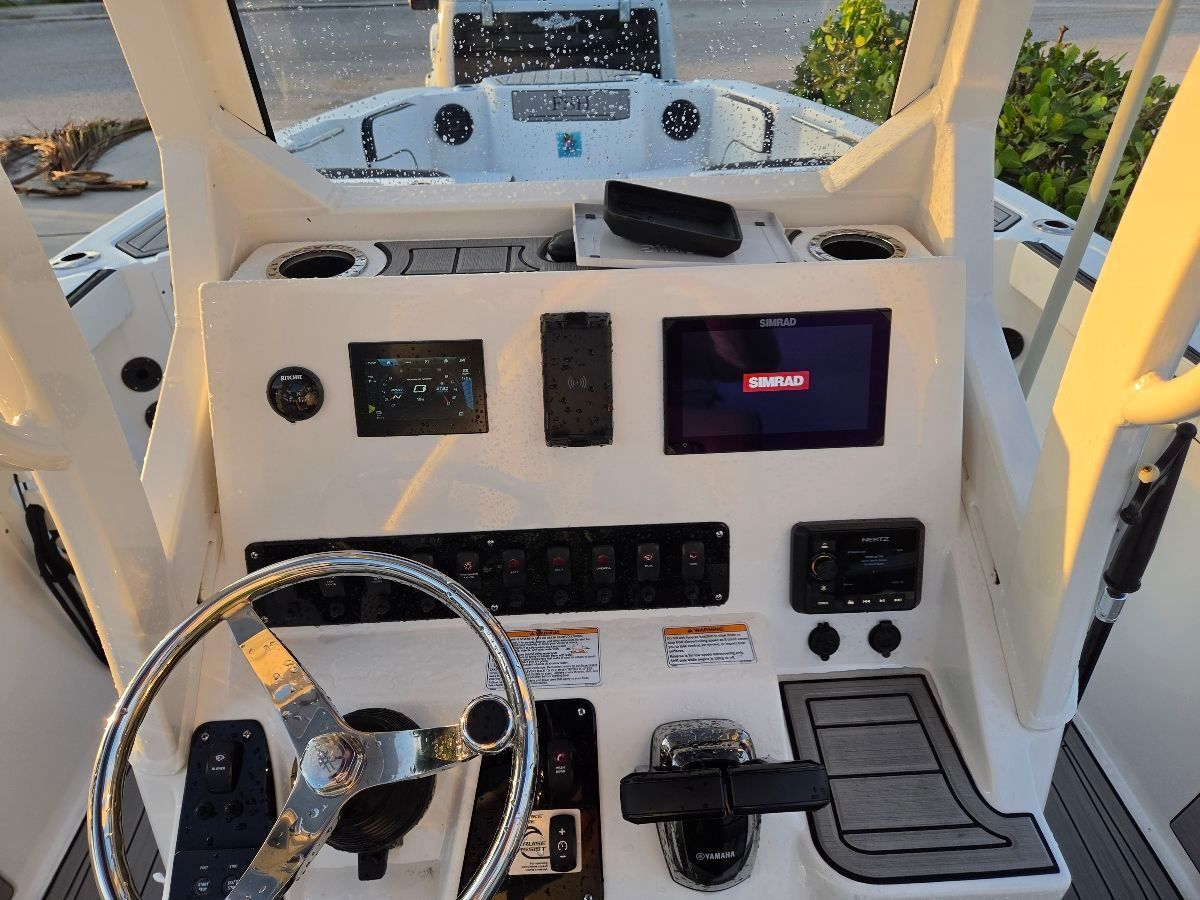 2024 Yamaha Boats 222 FSH Sport E - 6
