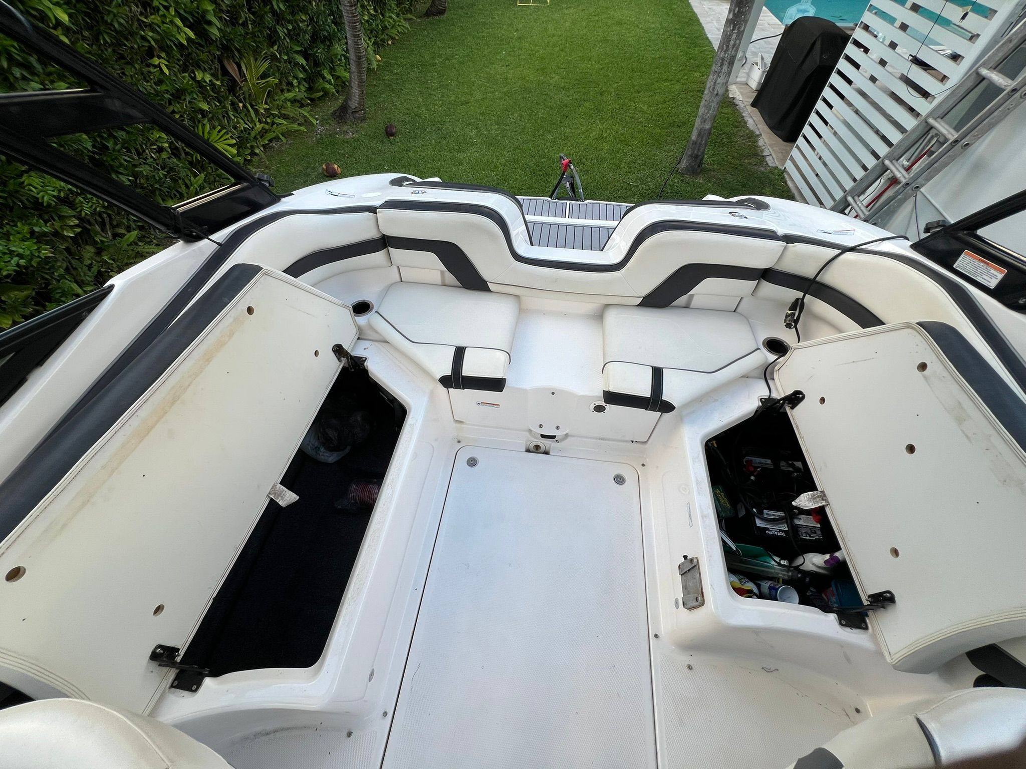 2016 Yamaha Boats AR240 - 28