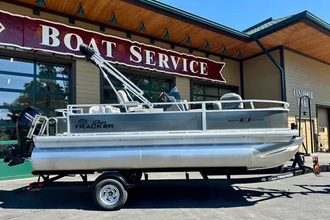 2026 Sun Tracker Bass Buggy 18 DLX
