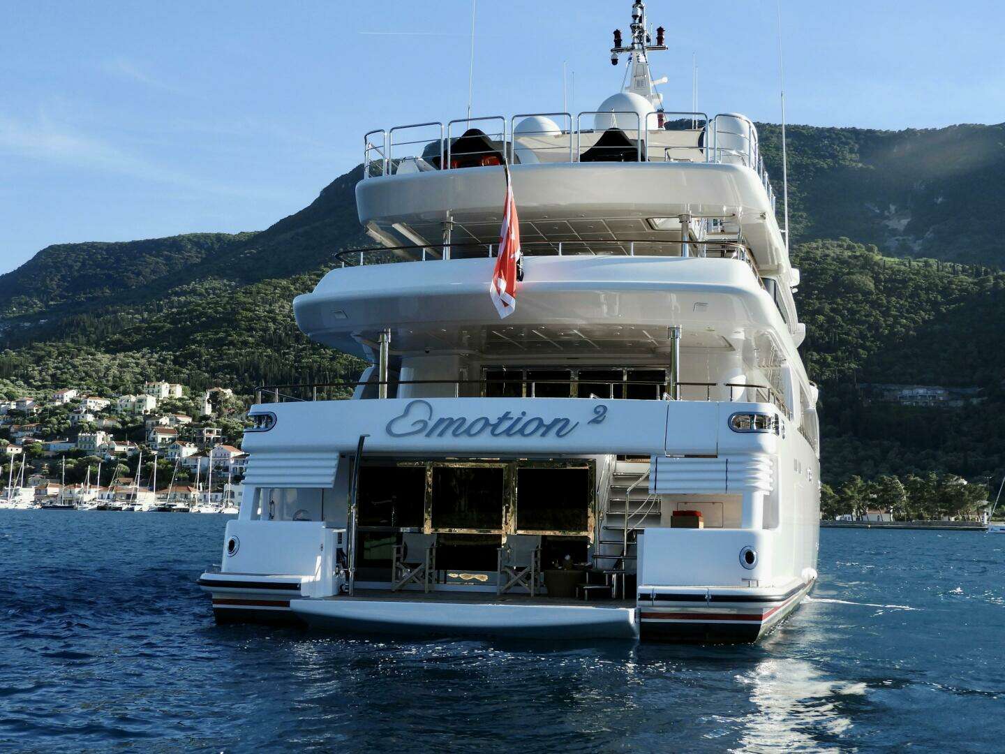 2007 CRN Pilothouse - Image 82
