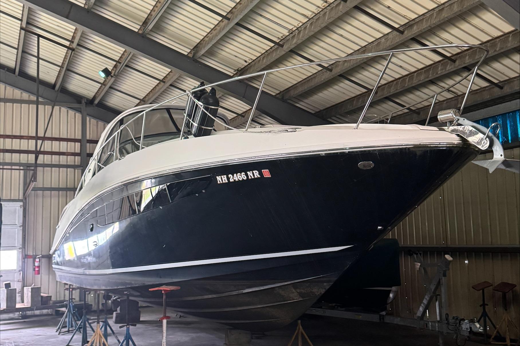 2013 Sea Ray Sundancer 370