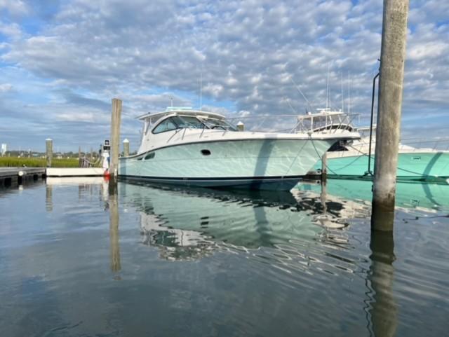 2005 Tiara Yachts 4200 Open
