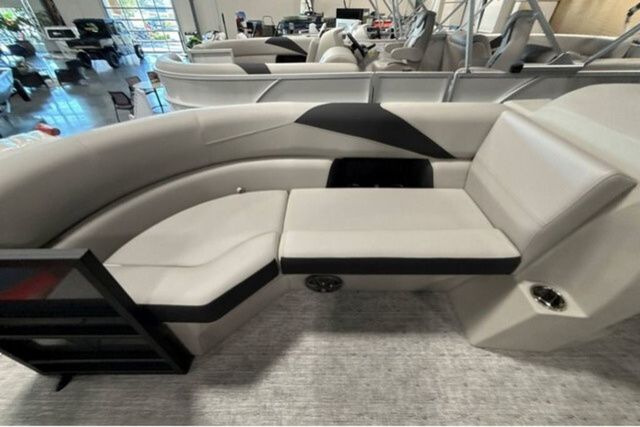 2026 Trifecta Le series - 13