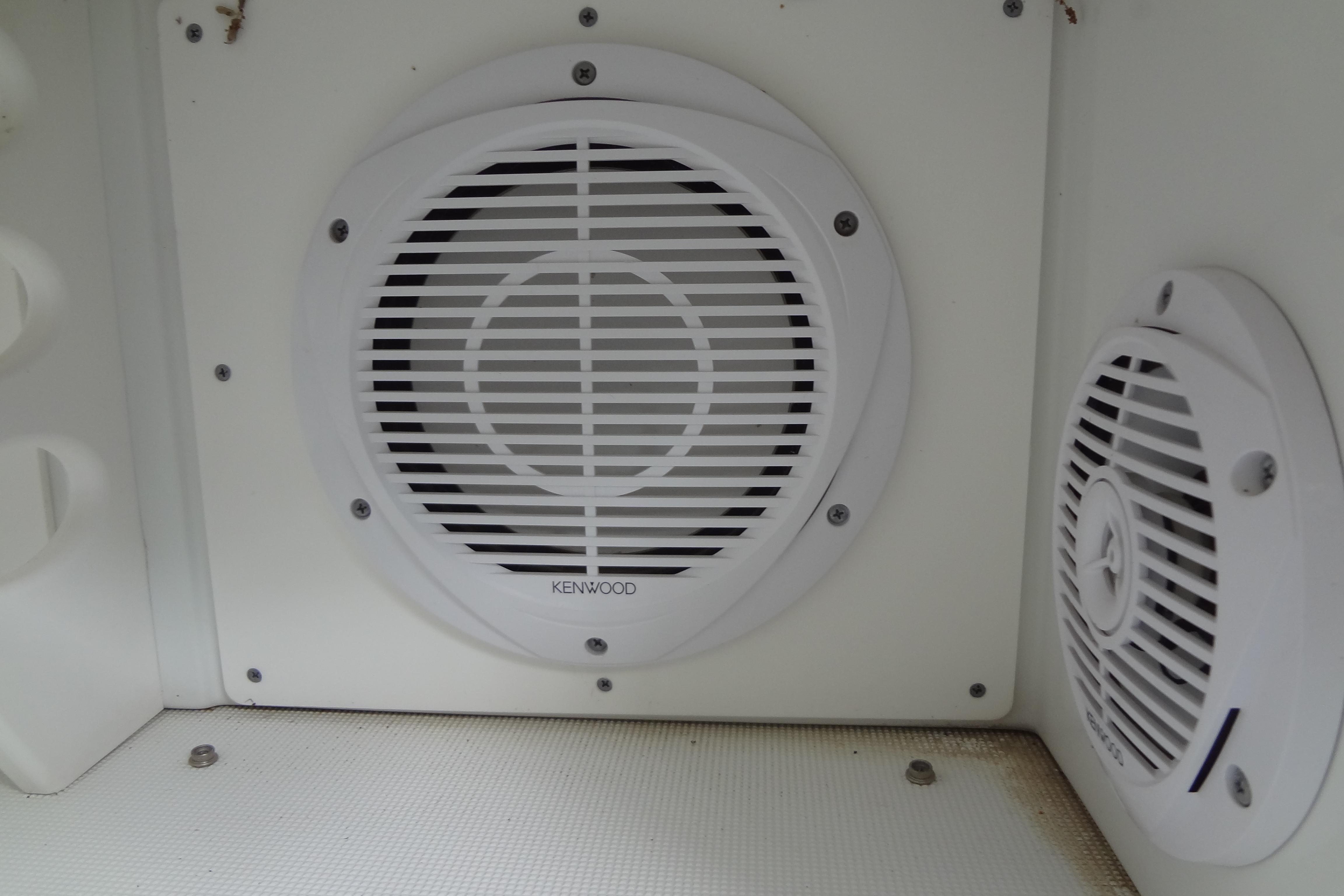 Kenwood speakers installed in a 2007 Formula 34 Performance Cruiser boat.