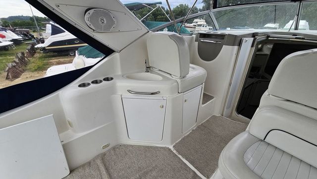 1999 Bayliner 3055 Ciera - 6