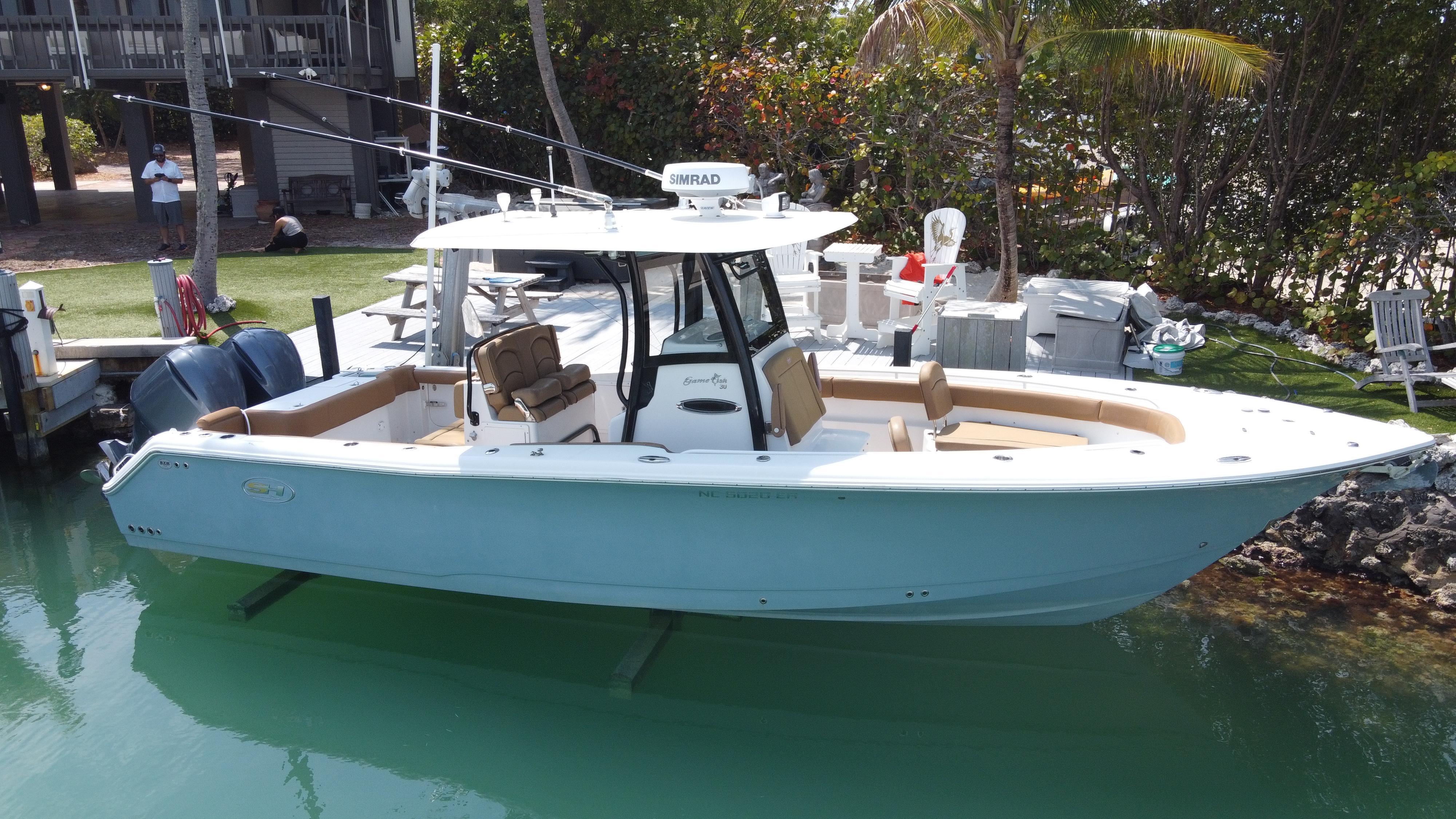 2020 Sea Hunt Gamefish 30 Forward Seating