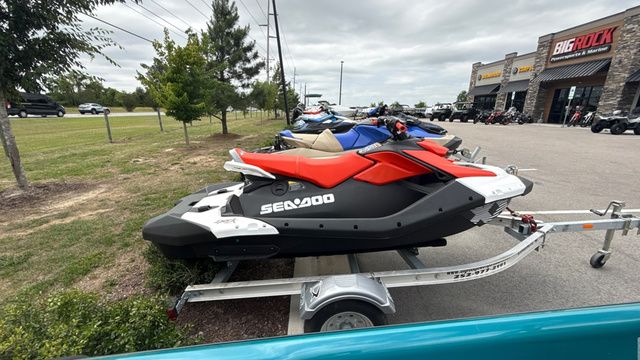 2025 Sea-Doo SPARK 3-UP 900 ACE 90 TRIXX - 6