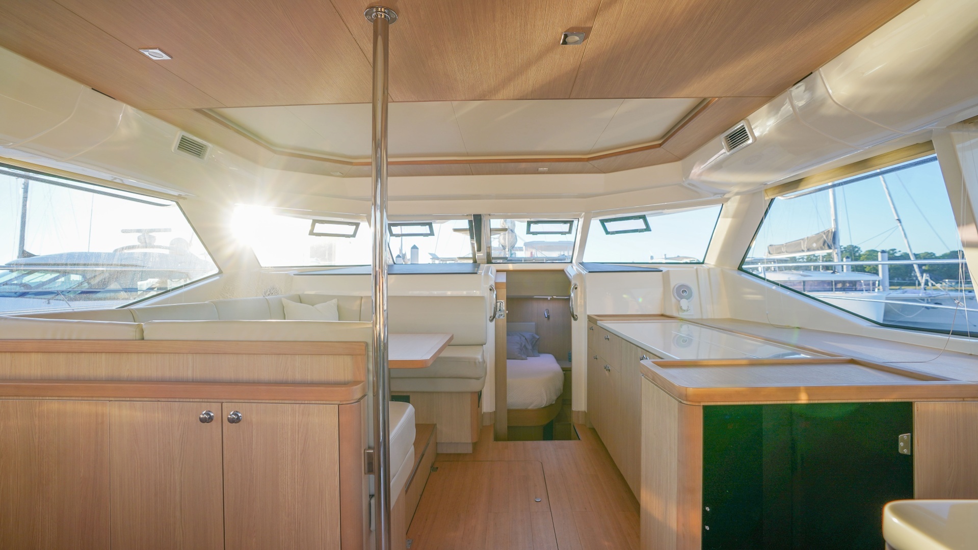 2021 Aquila 44 - Image 5