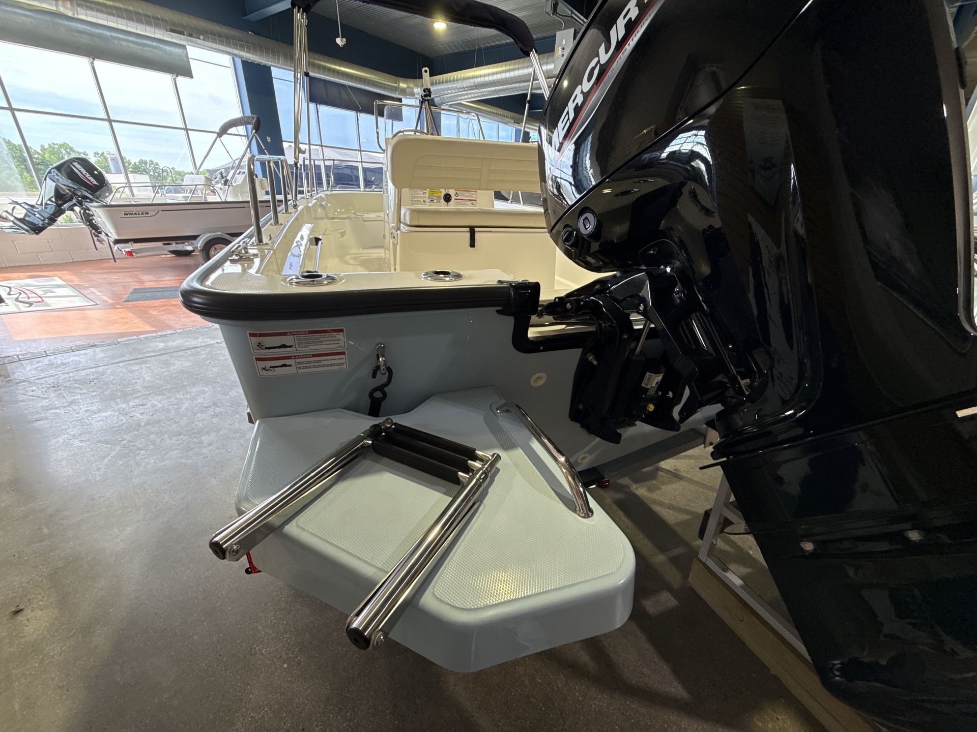 2026 Boston Whaler 170 Montauk - 22