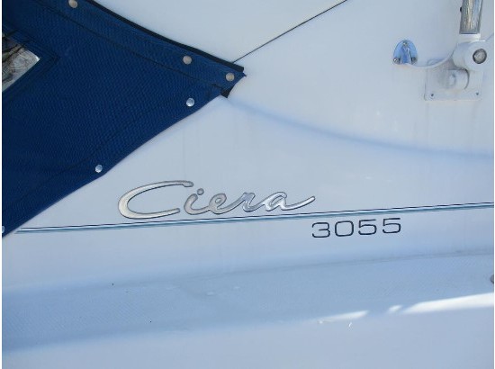 2000 Bayliner 3055 Ciera Sunbridge boat model nameplate