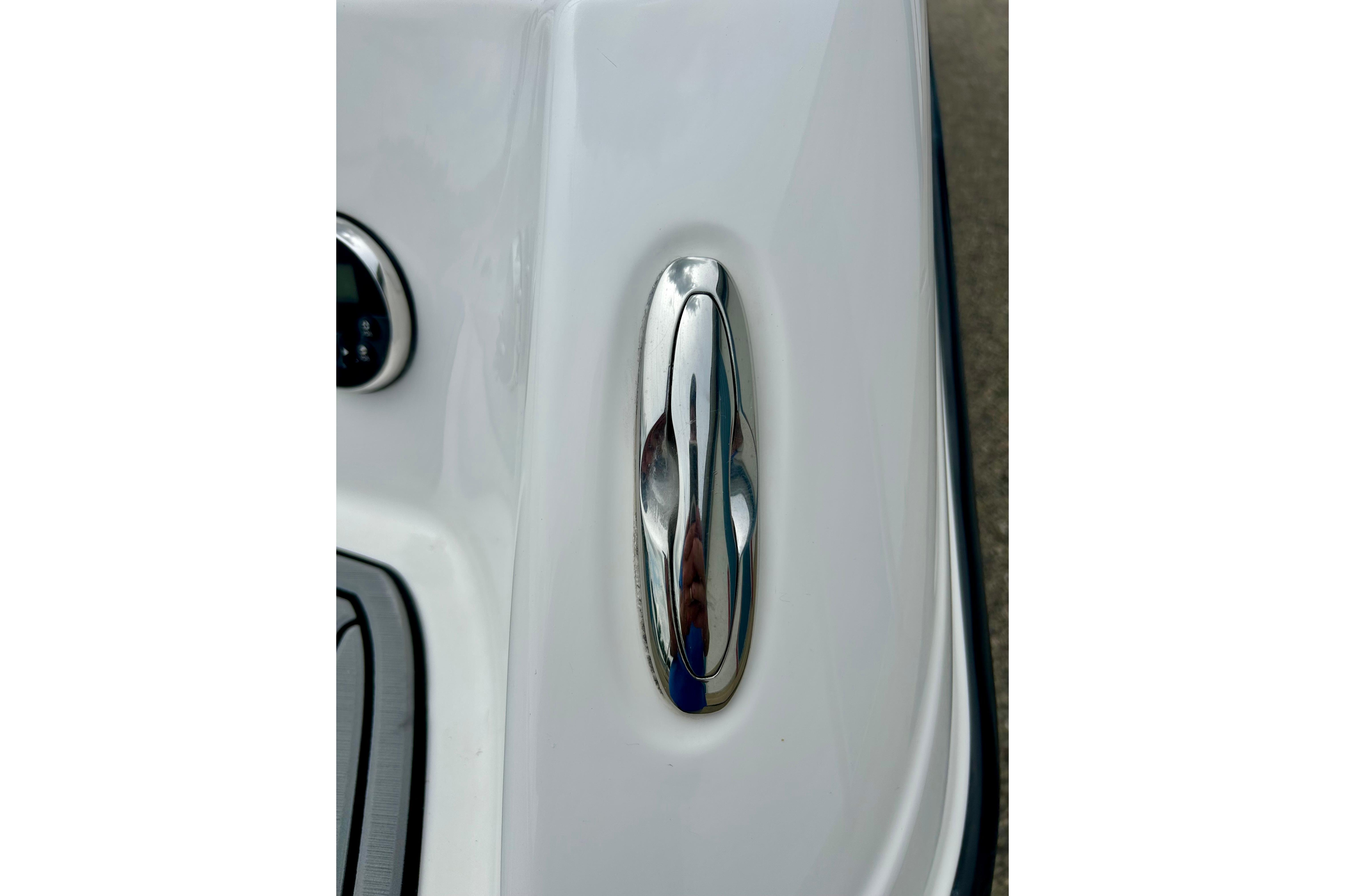 Chrome cleat on 2015 Yamaha Boats AR210, showcasing sleek design and functionality.