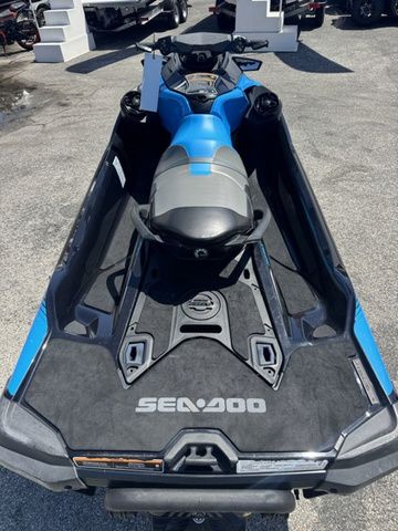 2018 Sea-Doo RXT® 230 IBR & Sound System - 7