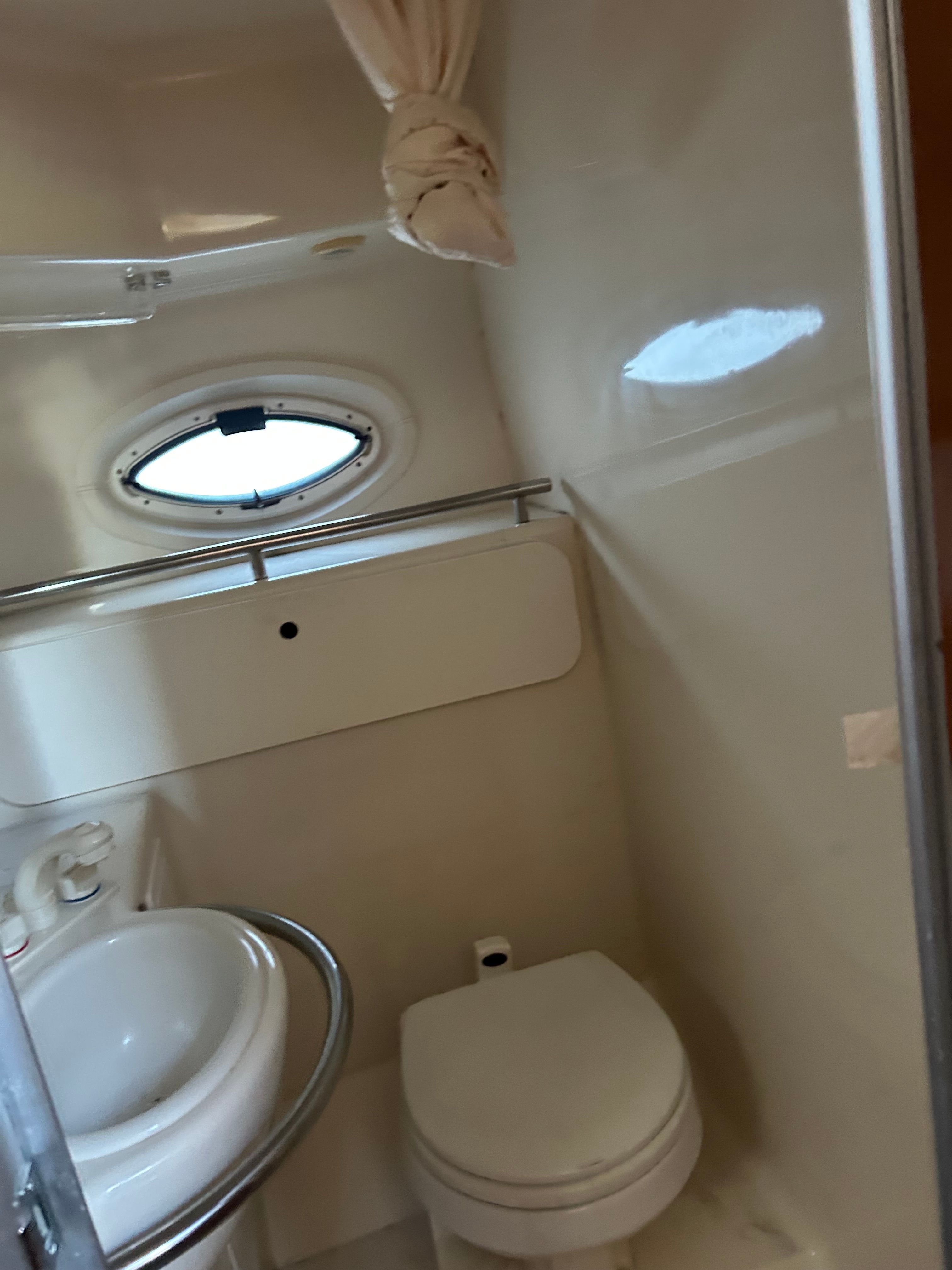 2006 Maxum 3300 SE - 86